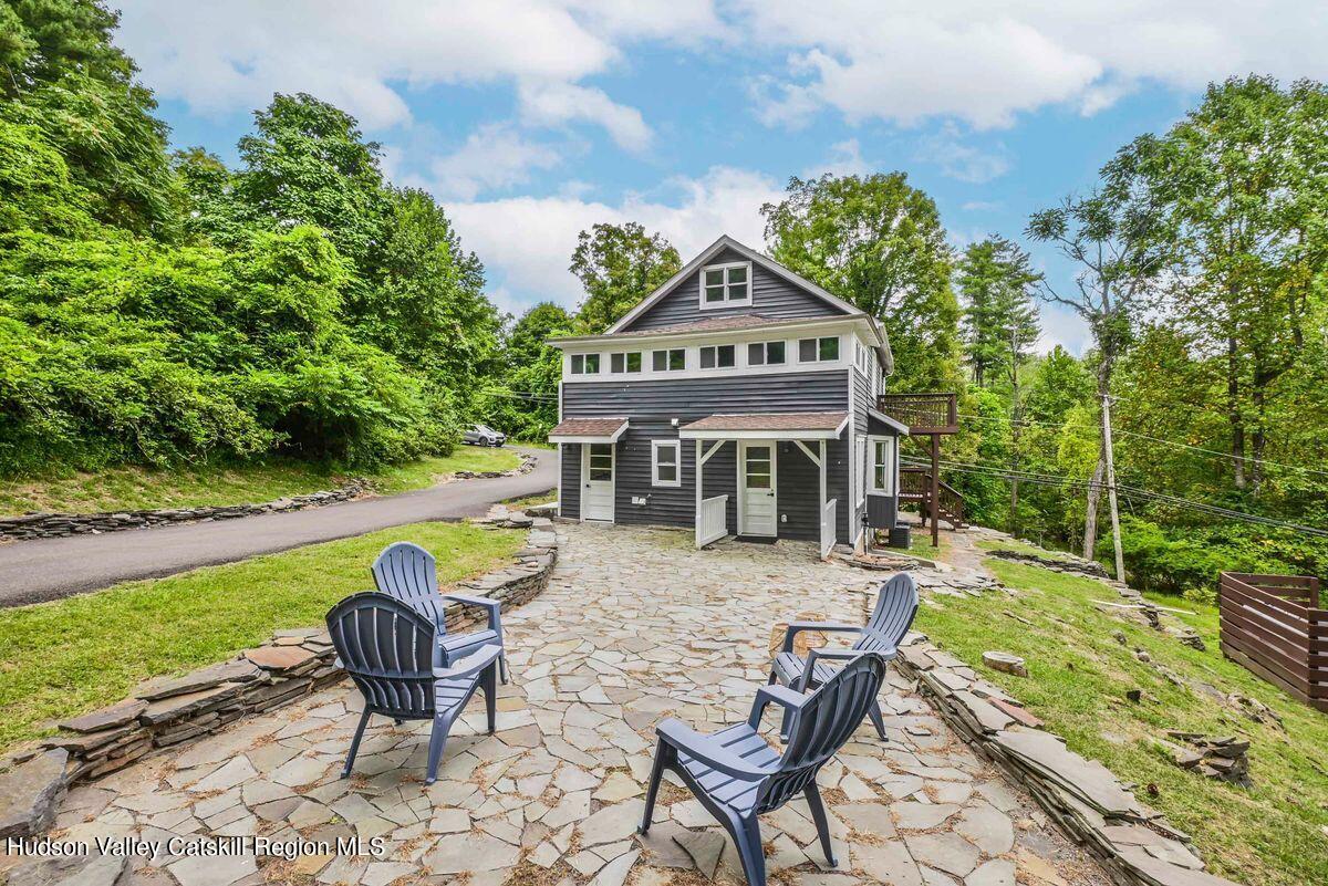 Woodstock, New York, 12498, United States, 4 Bedrooms Bedrooms, ,3 BathroomsBathrooms,Residential,For Sale,1991084