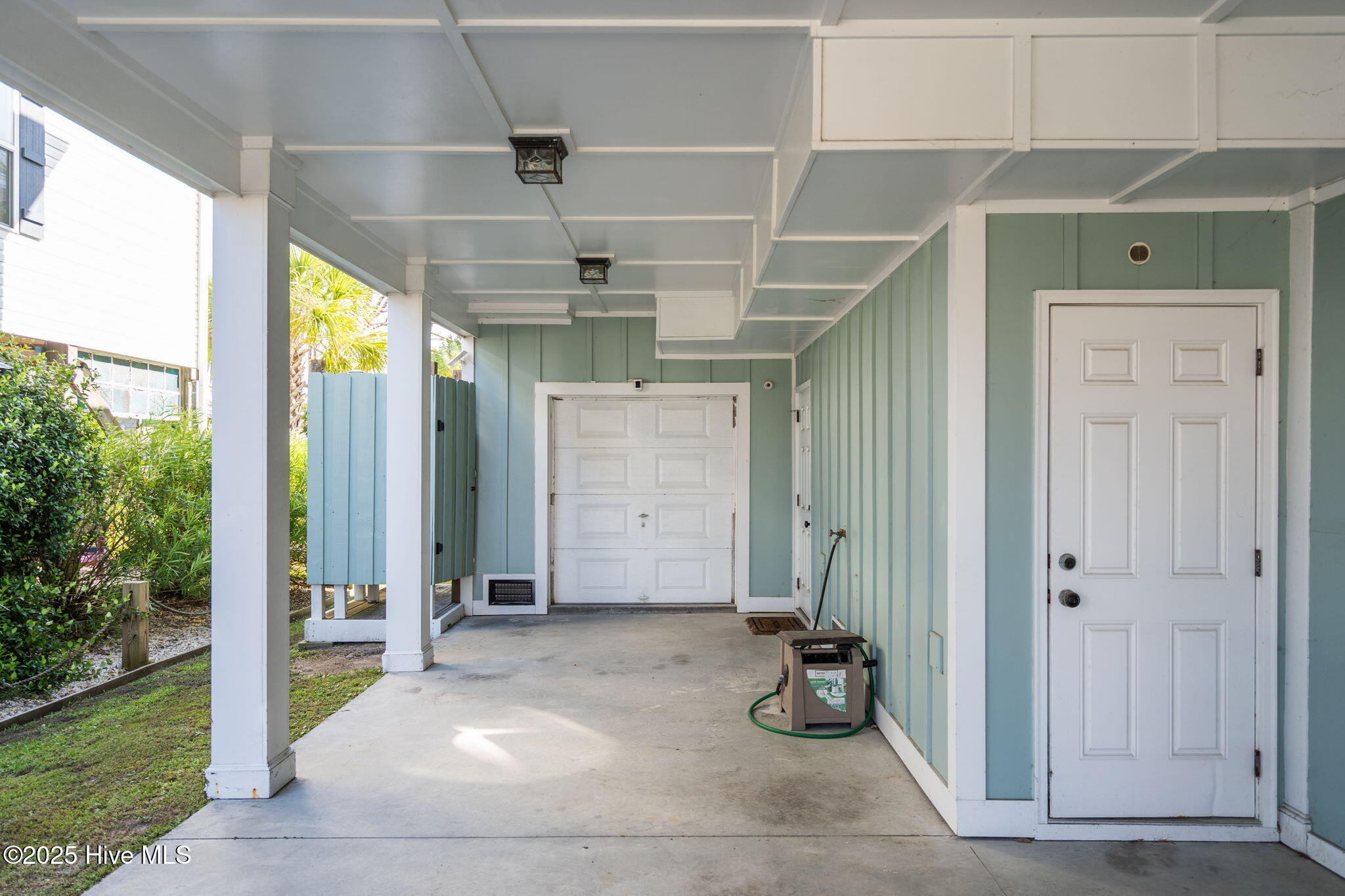 Carolina Beach, North Carolina, 28428, United States, 4 Bedrooms Bedrooms, ,5 BathroomsBathrooms,Residential,For Sale,1940545