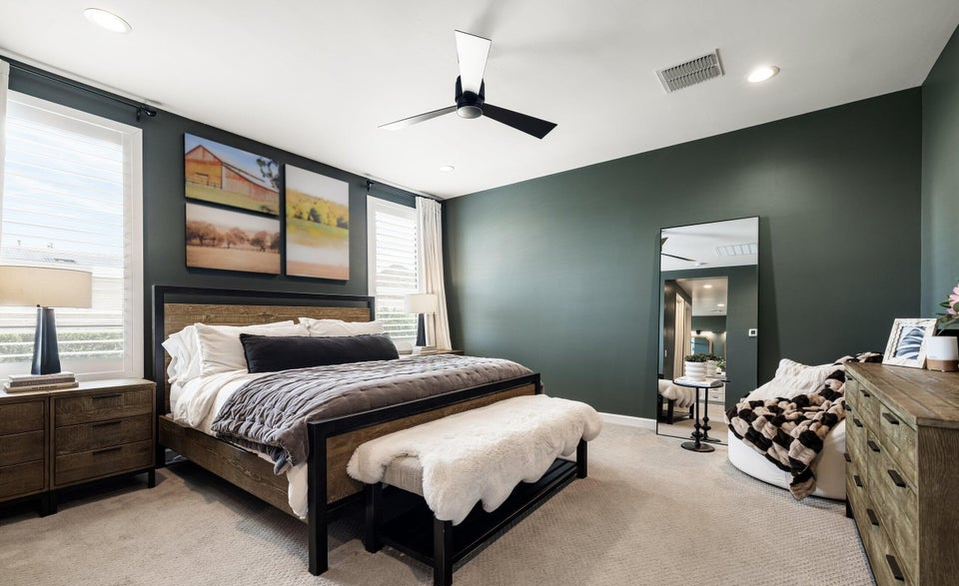  2046 E Charlotte Drive  Phoenix, AZ - 物件實景