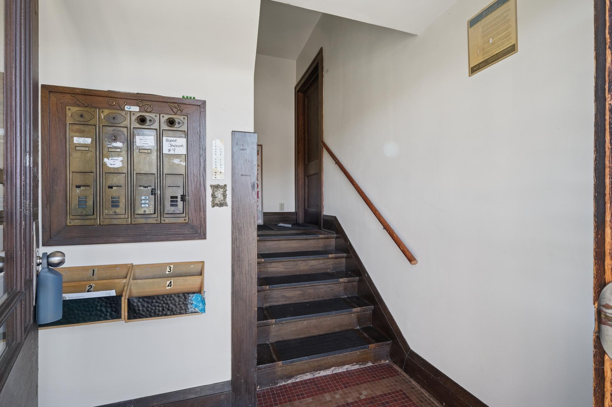 Minneapolis, Minnesota, 55407, United States, ,Residential,For Sale,1986483