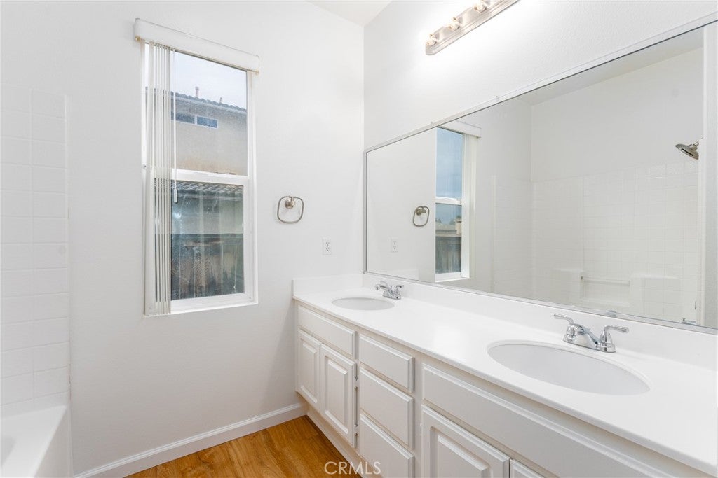 Moreno Valley, California, 92555, United States, 3 Bedrooms Bedrooms, ,2 BathroomsBathrooms,Residential,For Sale,1978873