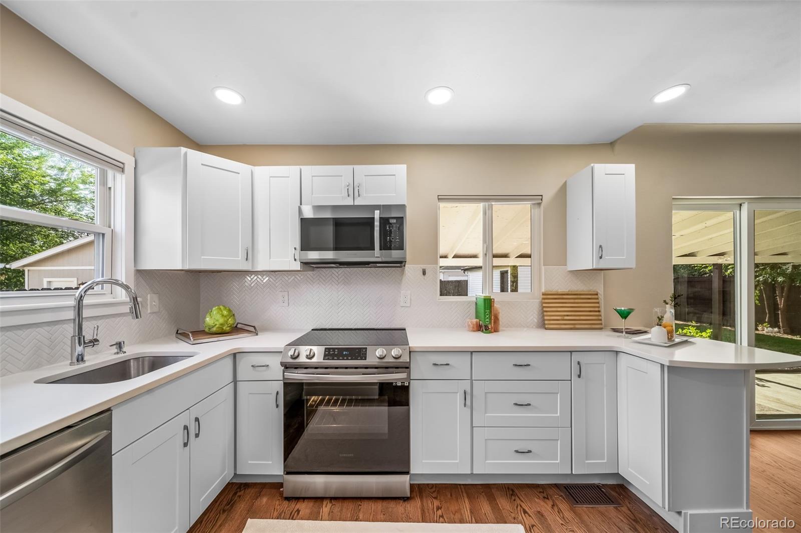 Denver, Colorado, 80210, United States, 3 Bedrooms Bedrooms, ,2 BathroomsBathrooms,Residential,For Sale,1939073