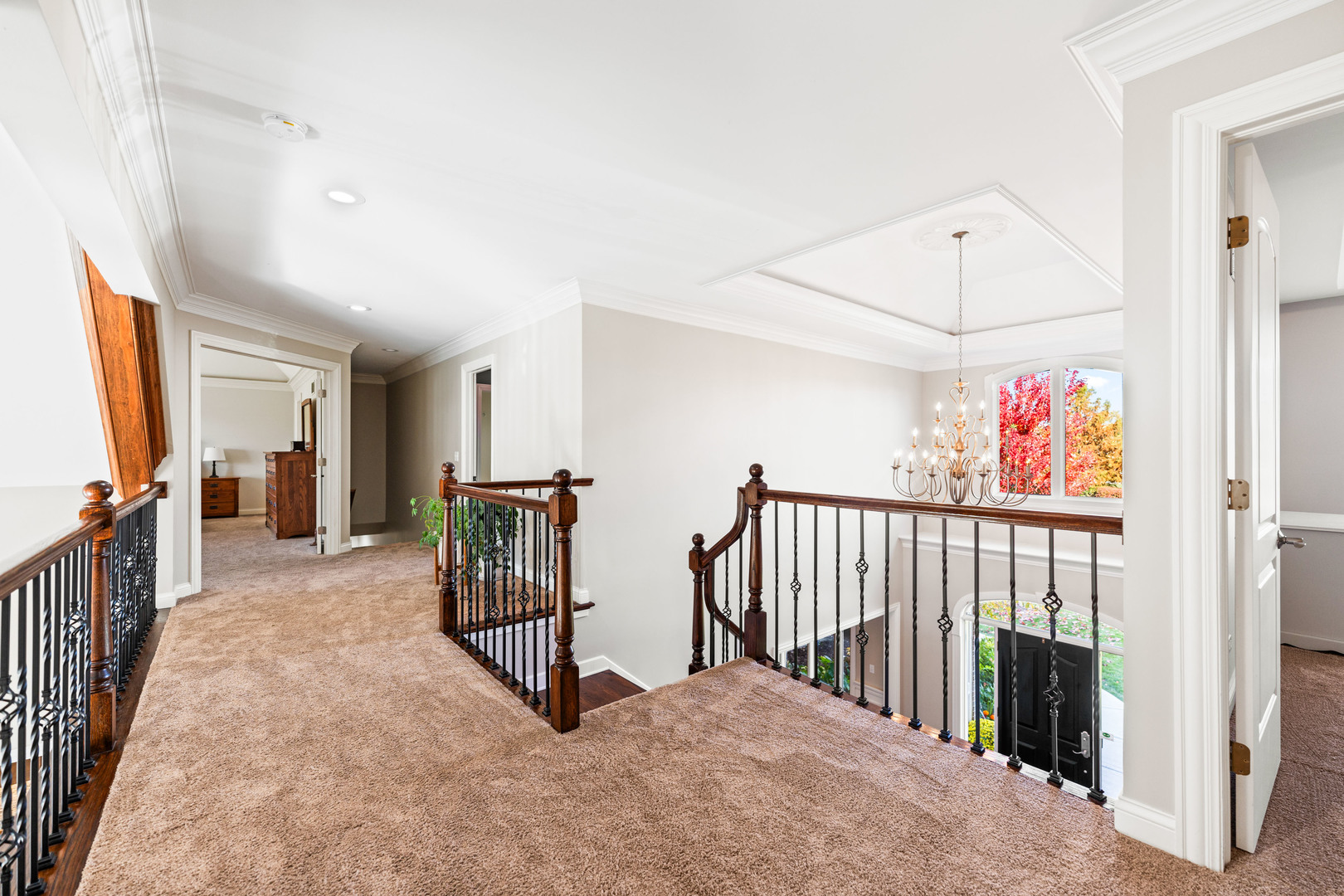 St. Charles, Illinois, 60175, United States, 5 Bedrooms Bedrooms, ,5 BathroomsBathrooms,Residential,For Sale,1989191