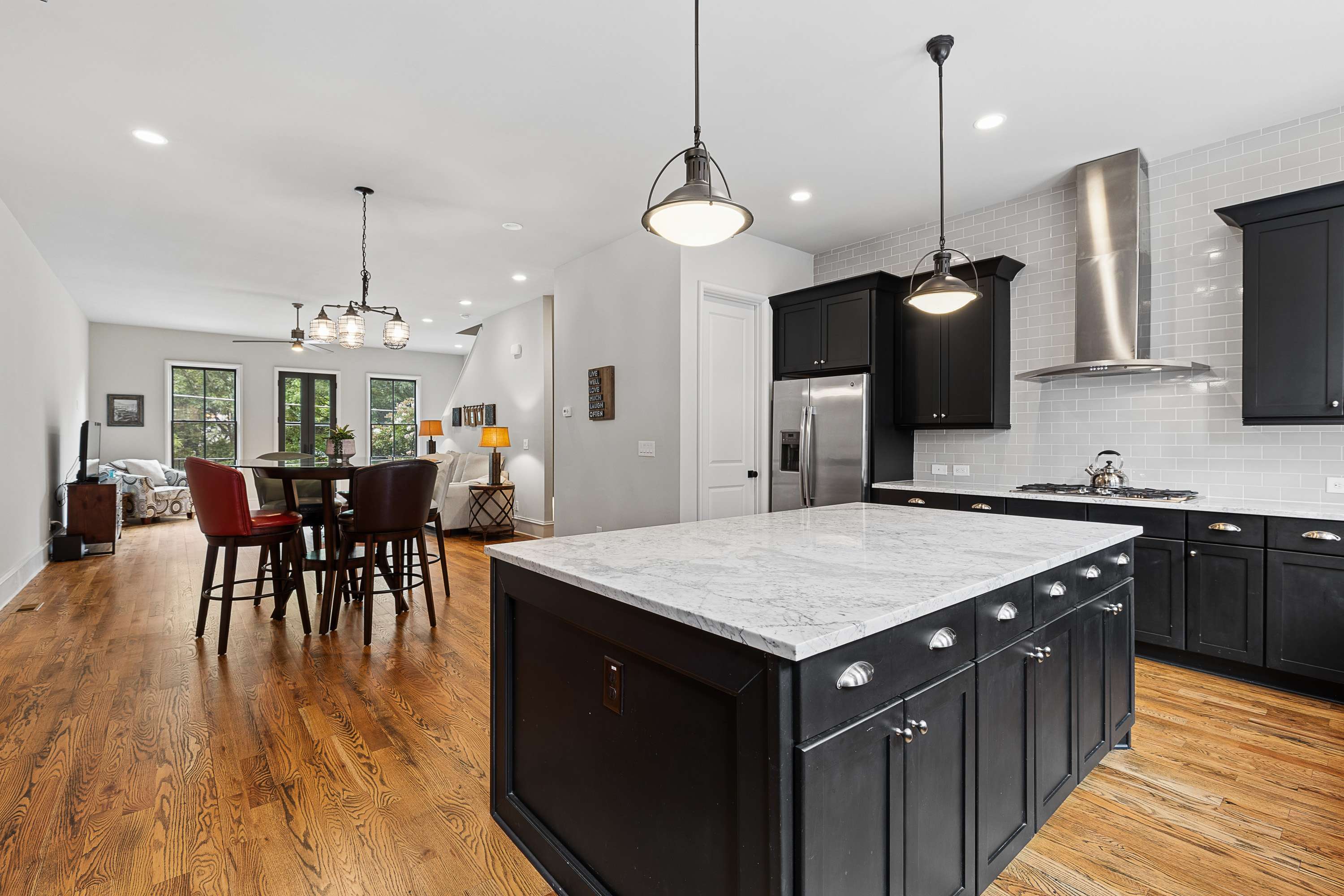  Stunning Townhome in Decatur