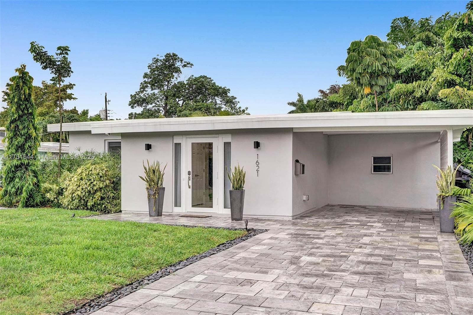 Fort Lauderdale, Florida, 33305, United States, 3 Bedrooms Bedrooms, ,2 BathroomsBathrooms,Residential,For Sale,1695388