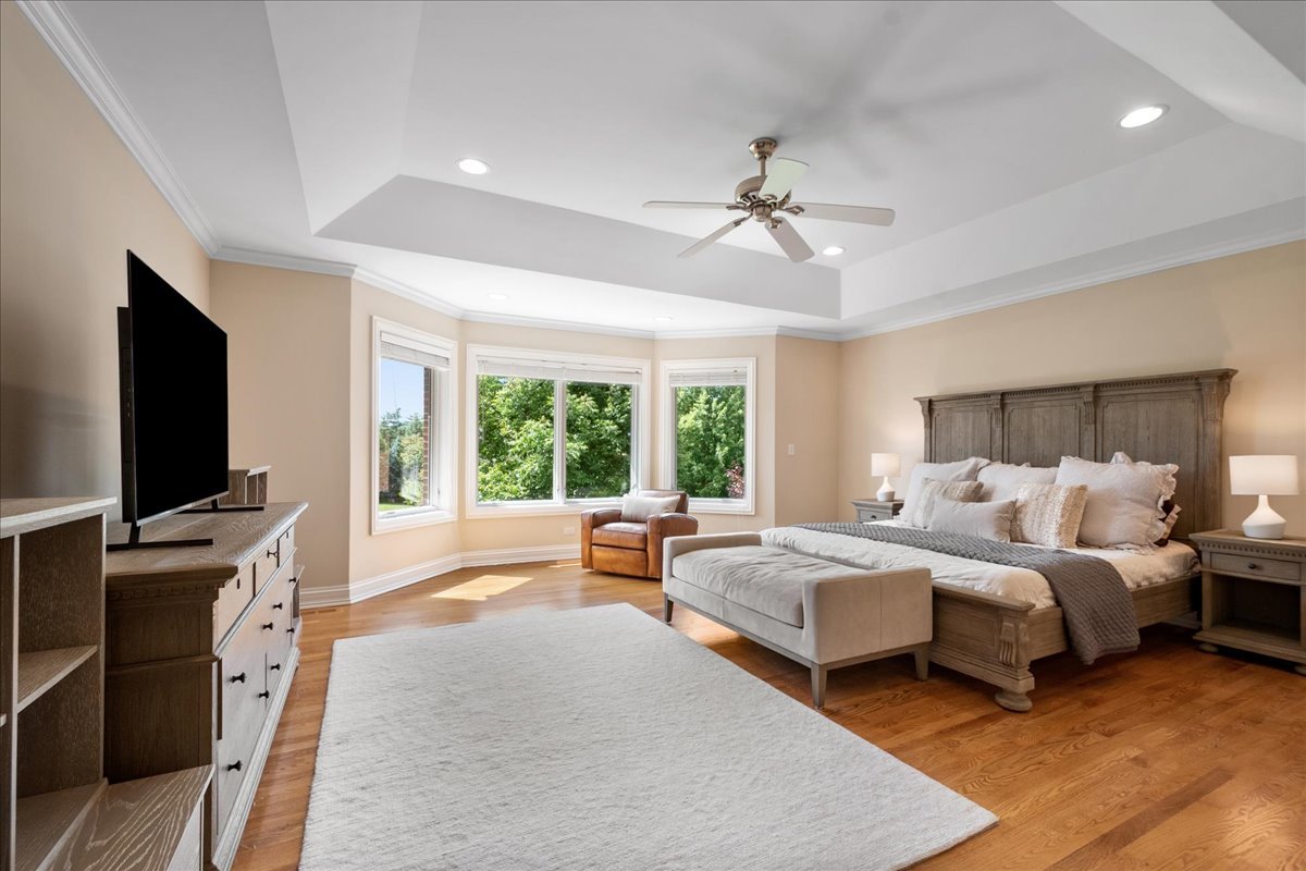 Vernon Hills, Illinois, 60061, United States, 4 Bedrooms Bedrooms, ,4 BathroomsBathrooms,Residential,For Sale,1940393