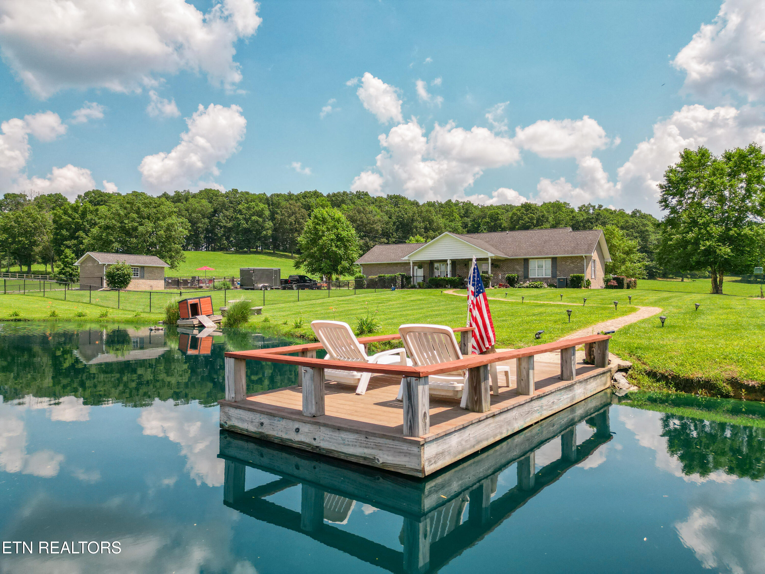 Oneida, Tennessee, 37841, United States, 3 Bedrooms Bedrooms, ,3 BathroomsBathrooms,Residential,For Sale,1973702