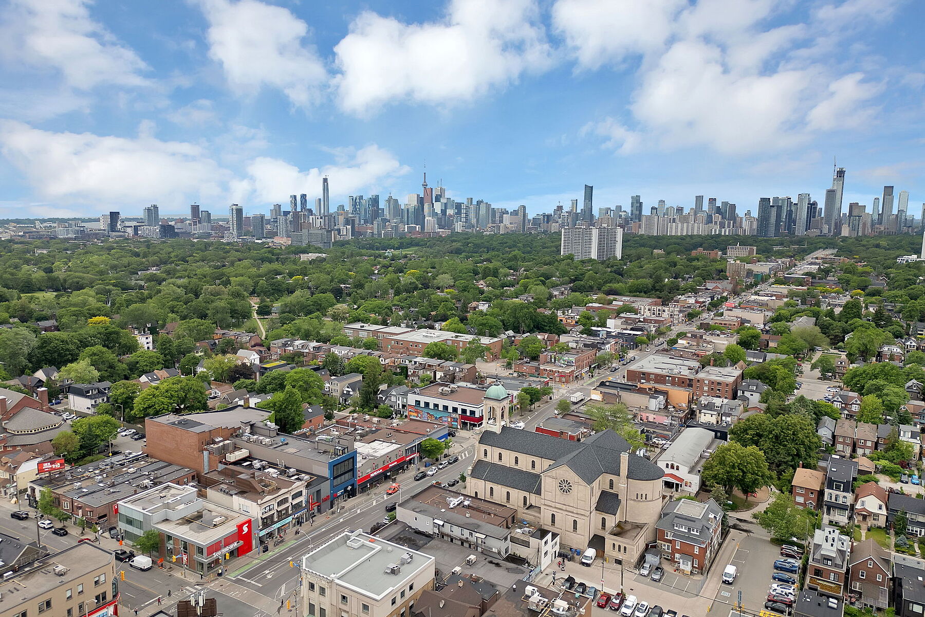  Modern Danforth Village Living - 物件實景
