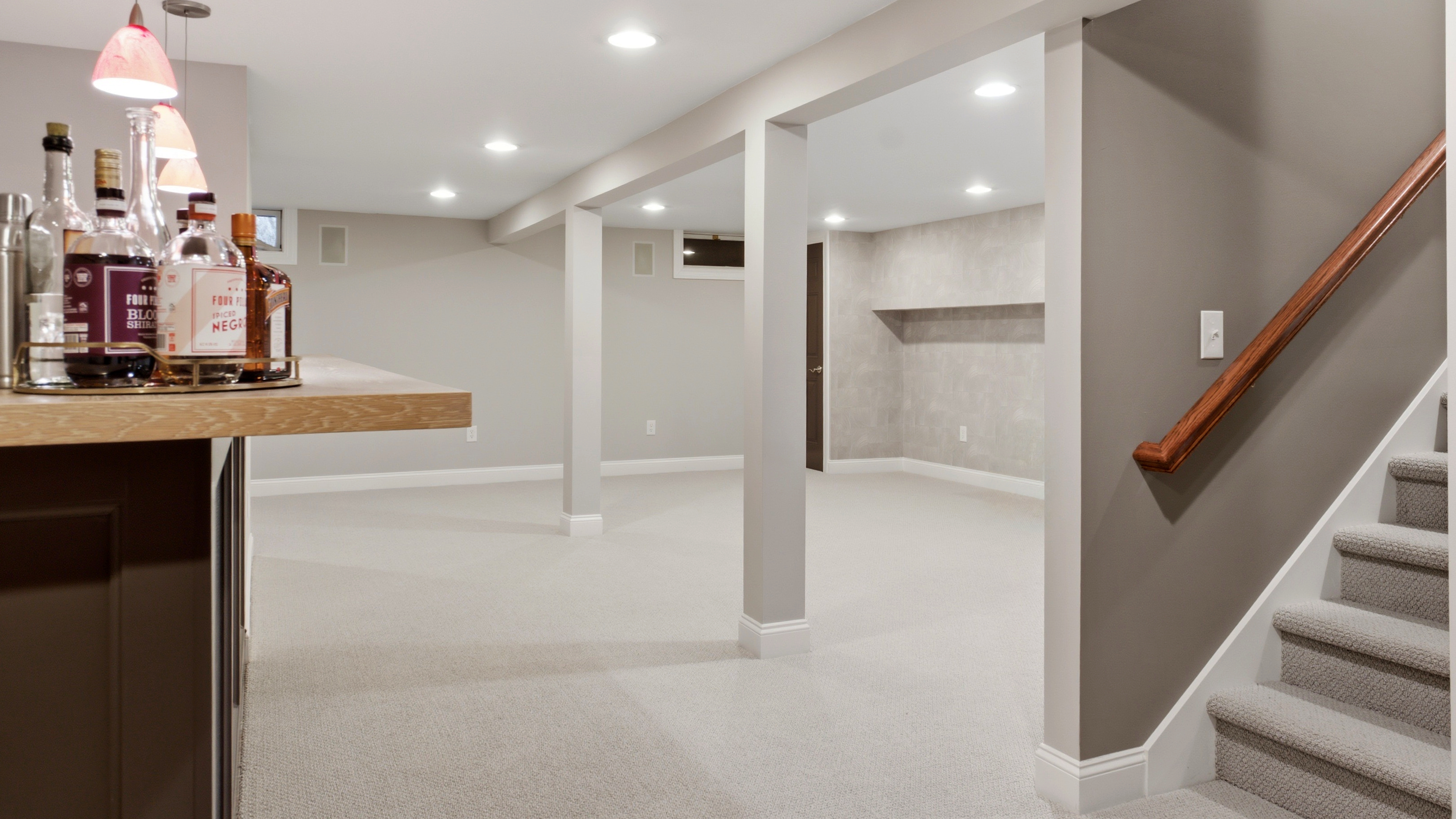  2008 4-Bed, 4-Bath Classic Home with Open Floor Plan and 3 Levels of Living Spac - 物件實景