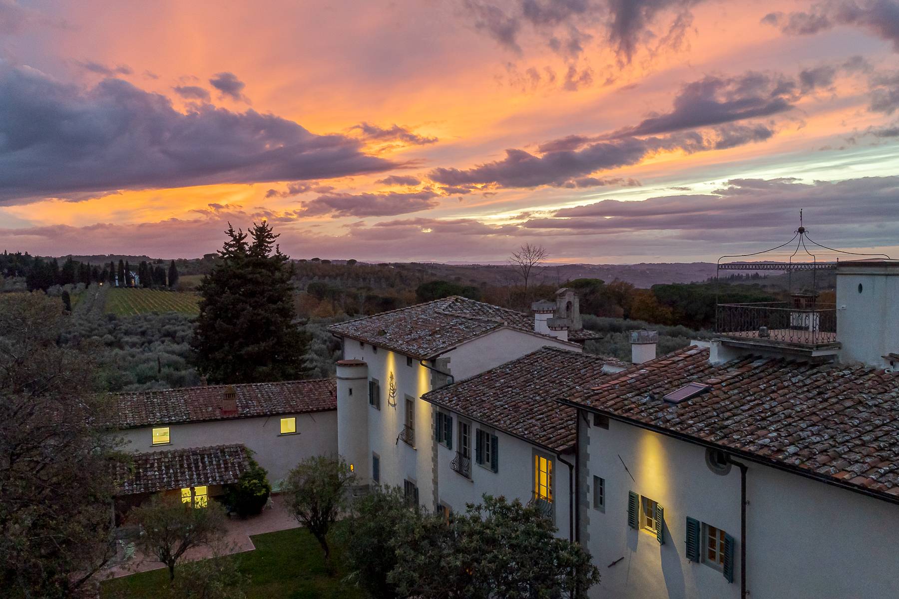  Masterfully renovated estate with 18 ha of land - 物件實景