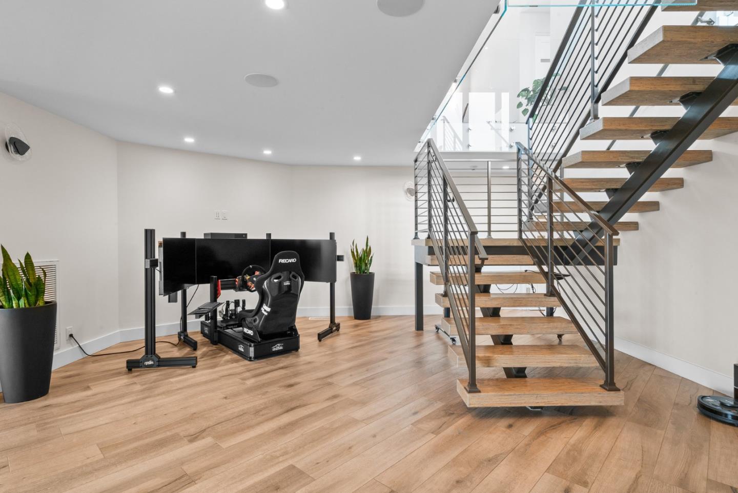 Los Gatos, California, 95030, United States, 5 Bedrooms Bedrooms, ,6 BathroomsBathrooms,Residential,For Sale,1997013