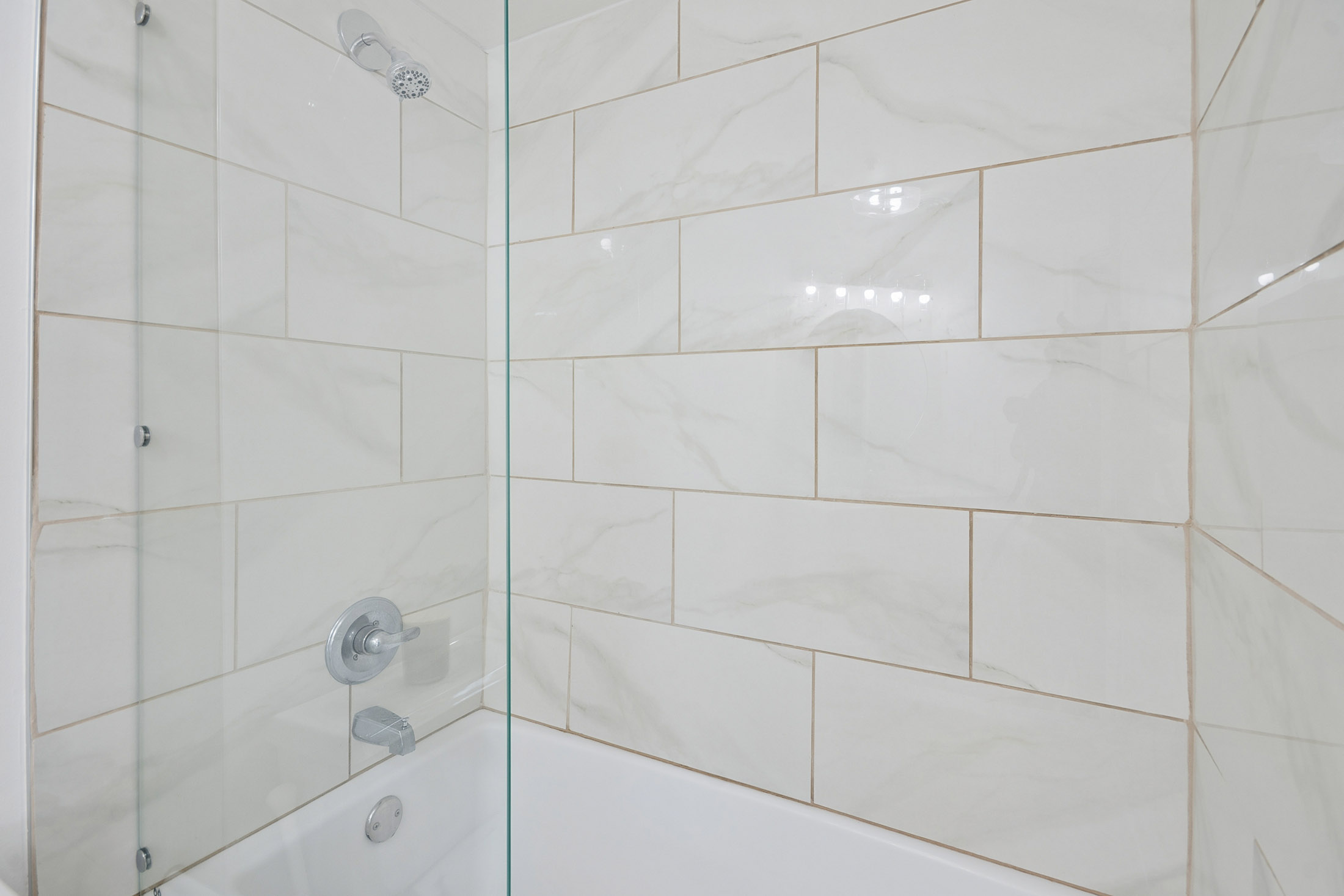  Stunning Designer-renovated Condo Minutes from Atlanta