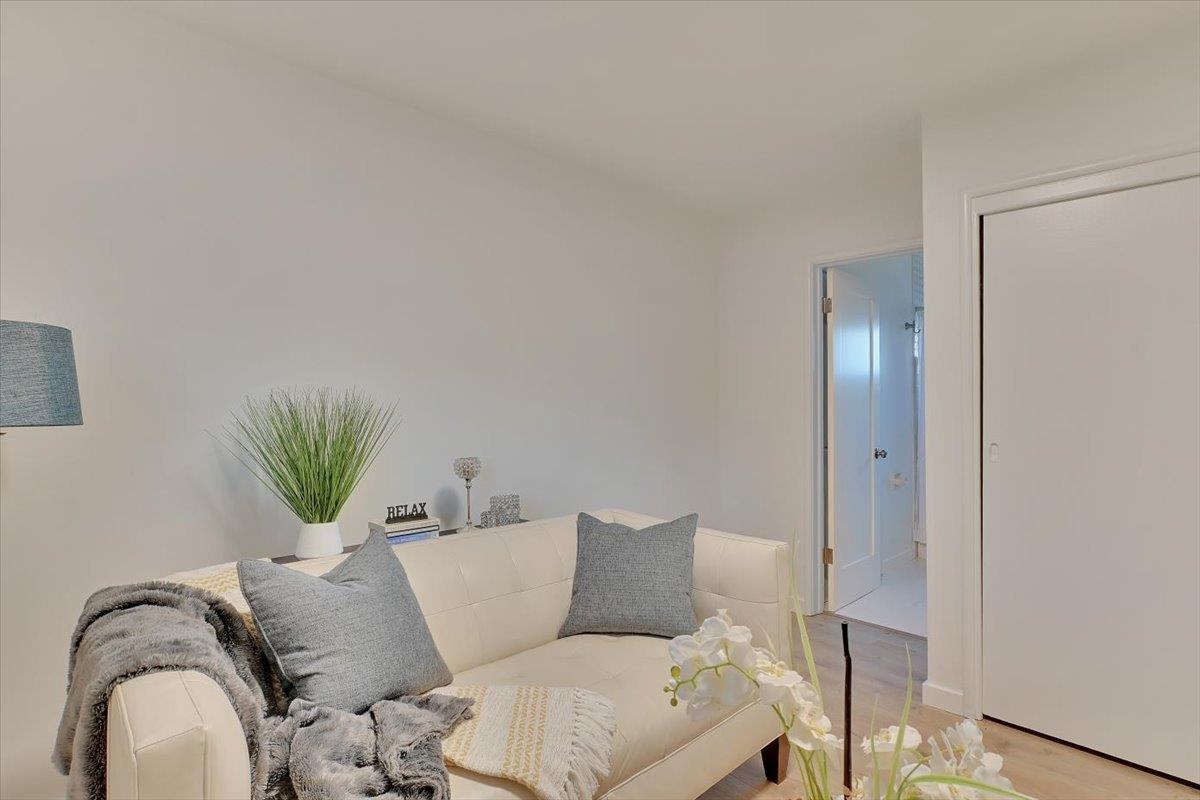 Sacramento, California, 95864, United States, ,Residential,For Sale,1989325