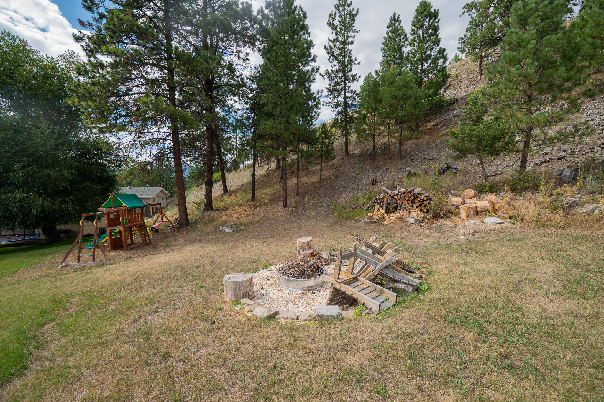 Clancy, Montana, 59634, United States, 4 Bedrooms Bedrooms, ,3 BathroomsBathrooms,Residential,For Sale,1914353