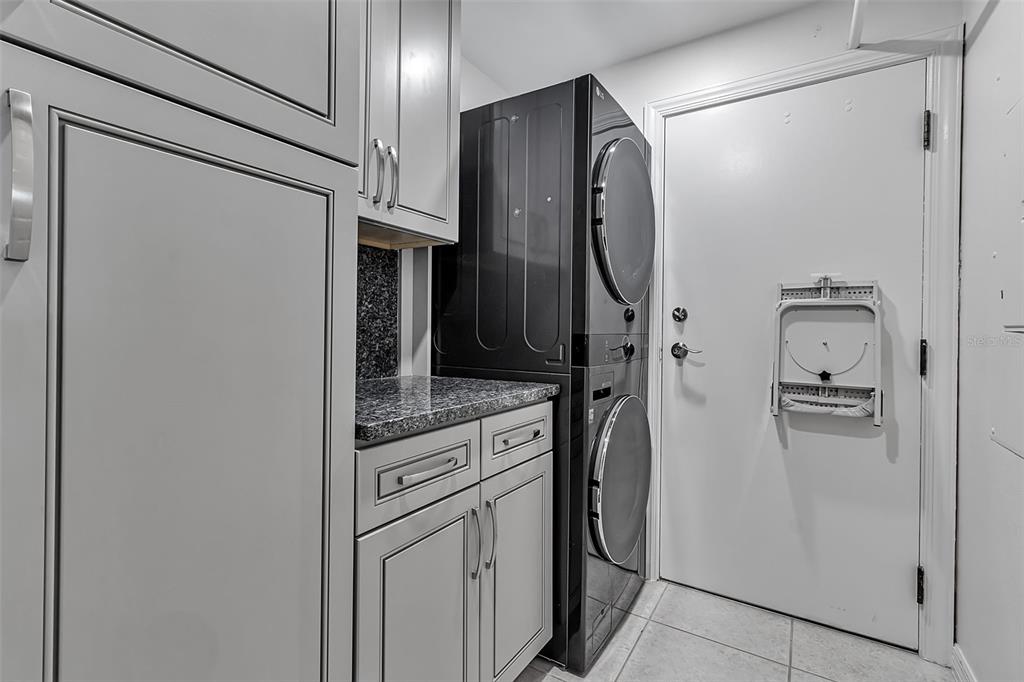 Osprey, Florida, 34229, United States, 3 Bedrooms Bedrooms, ,3 BathroomsBathrooms,Residential,For Sale,1992079