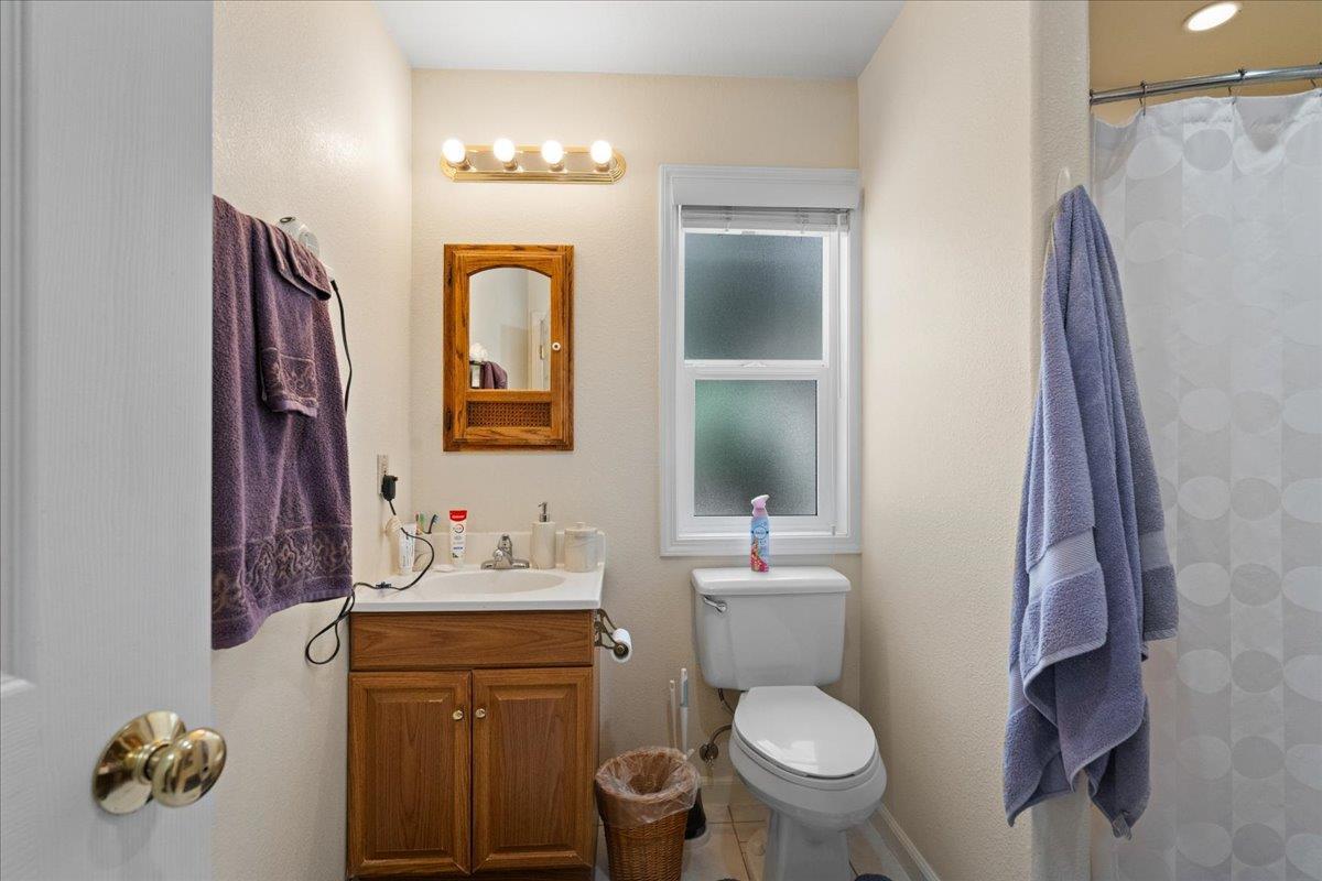 Grass Valley, California, 95949, United States, 3 Bedrooms Bedrooms, ,3 BathroomsBathrooms,Residential,For Sale,1928766