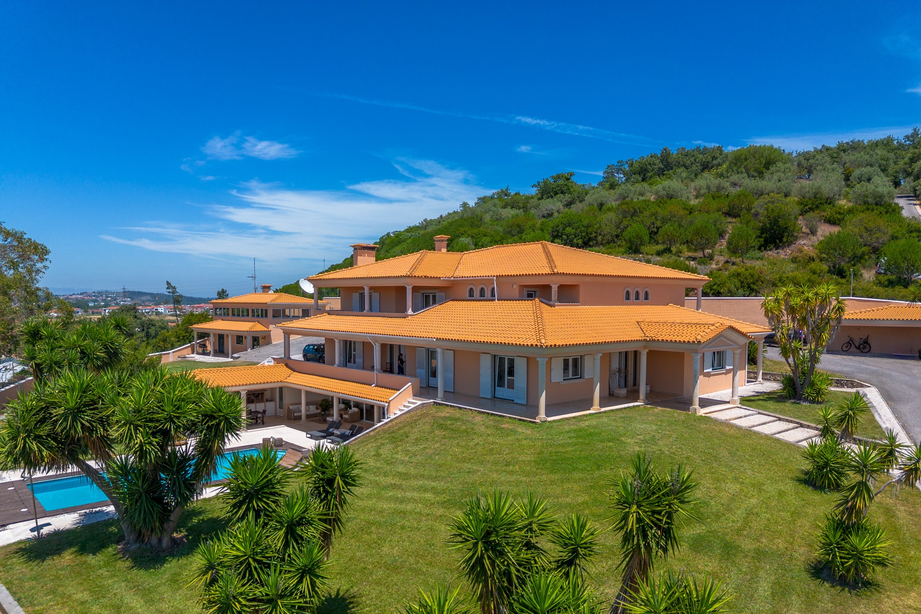  Detached house, 8 bedrooms, for Sale - 物件實景