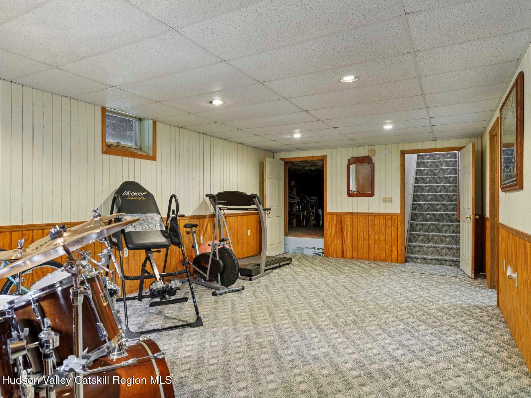 Lake Katrine, New York, 12449, United States, 4 Bedrooms Bedrooms, ,3 BathroomsBathrooms,Residential,For Sale,1987709