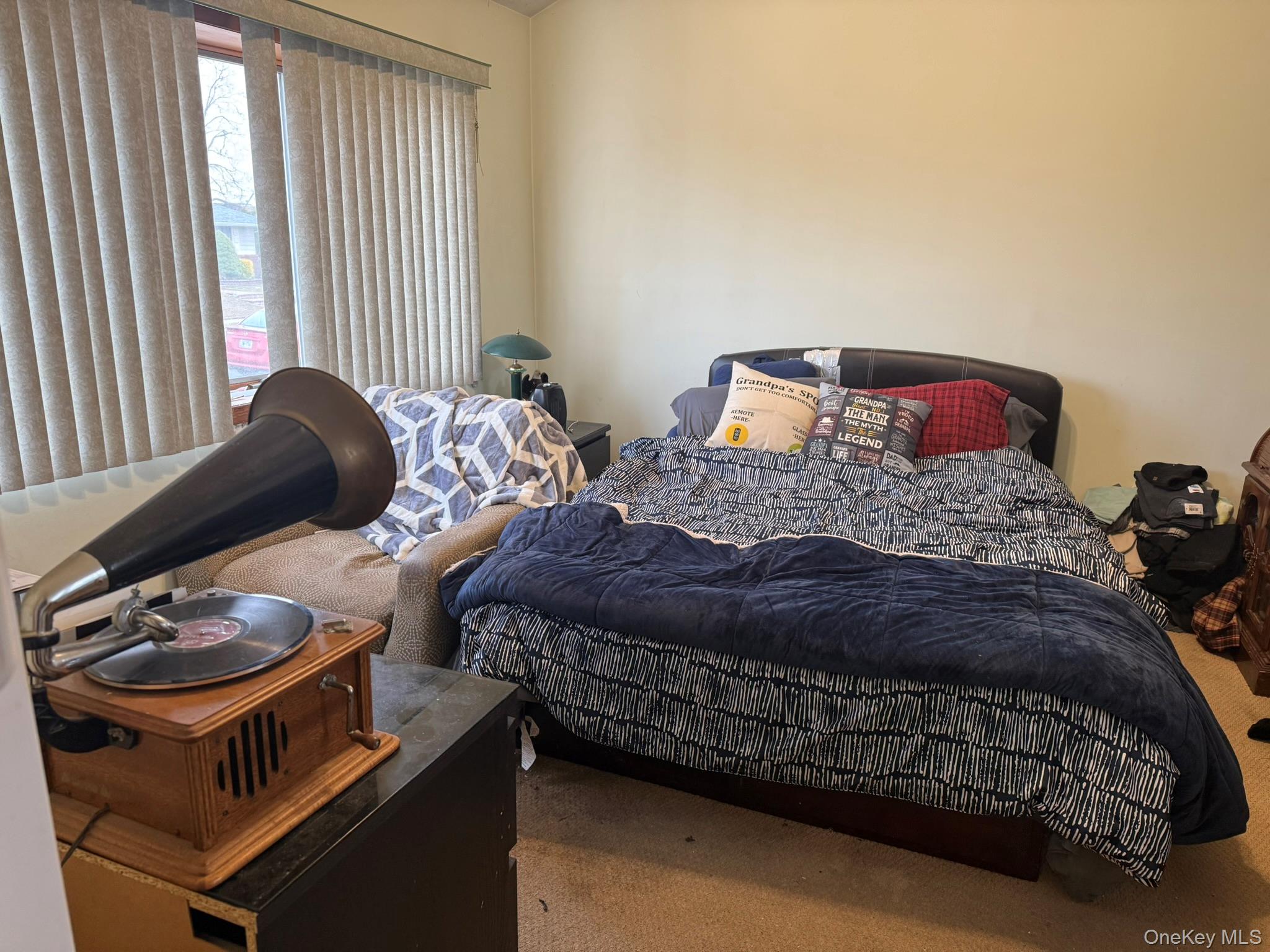 Levittown, New York, 11756, United States, 4 Bedrooms Bedrooms, ,2 BathroomsBathrooms,Residential,For Sale,2008585