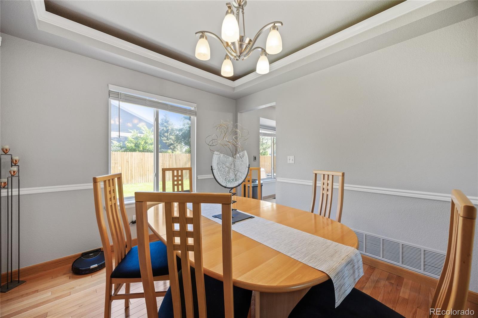 Aurora, Colorado, 80014, United States, 4 Bedrooms Bedrooms, ,2 BathroomsBathrooms,Residential,For Sale,1988194