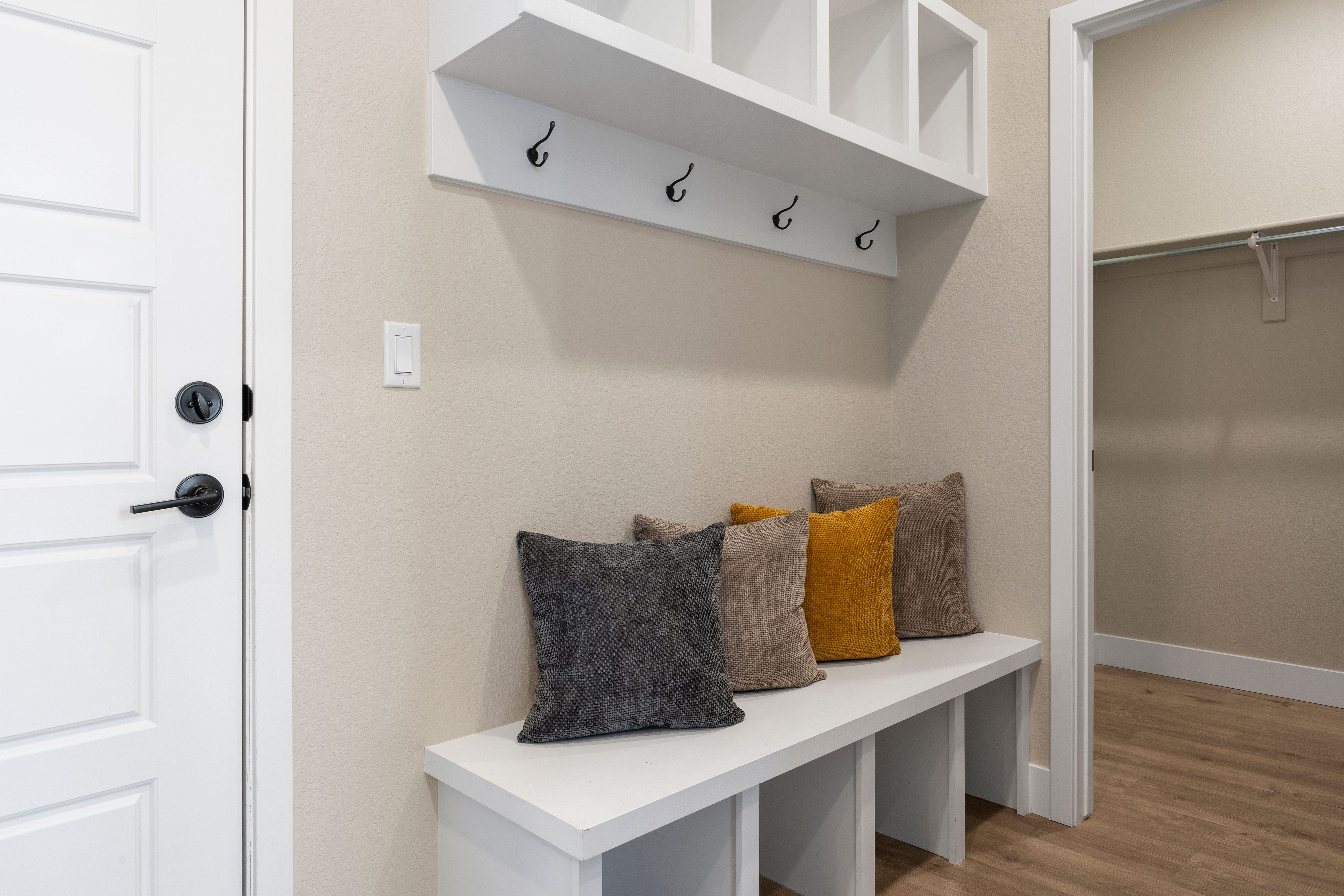  1556 Stablecross Drive, Castle Pines, CO, 80108 - 物件實景