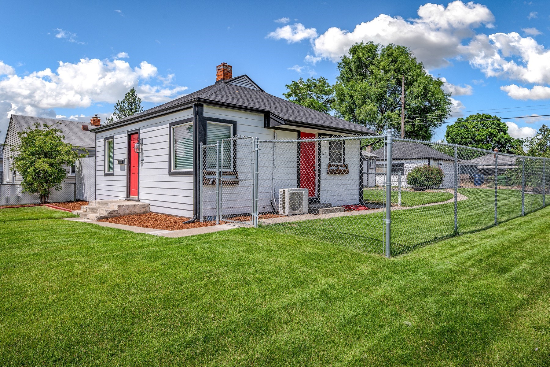  Adorable Cottage in North Spokane - 物件實景
