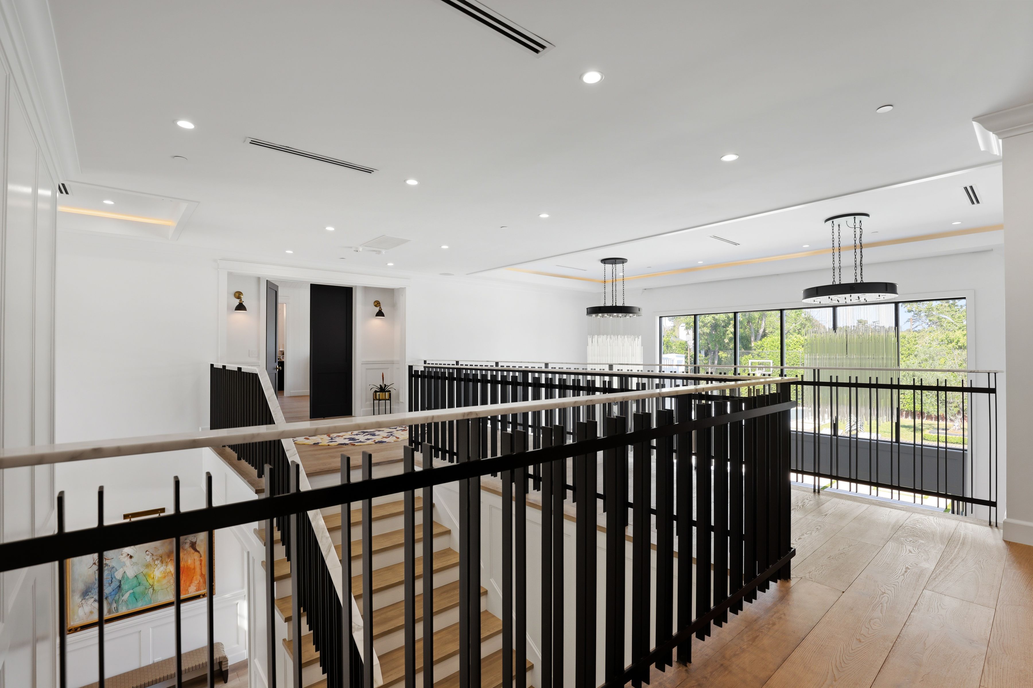  5342 Shoshone Avenue - 物件實景