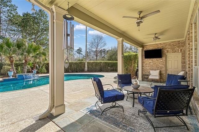 Mandeville, Louisiana, 70471, United States, 5 Bedrooms Bedrooms, ,6 BathroomsBathrooms,Residential,For Sale,2025079
