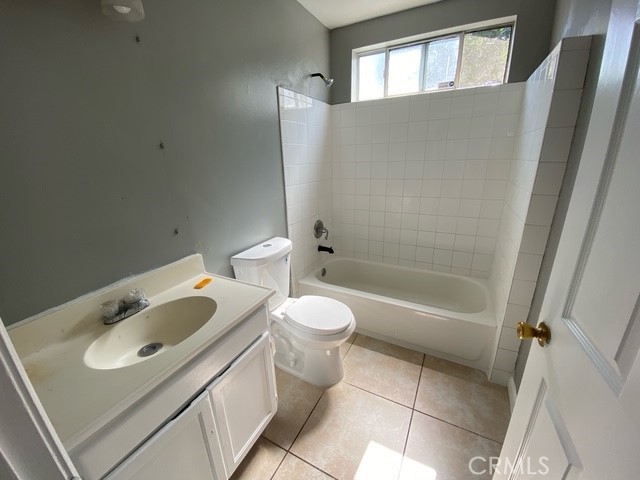 Los Angeles, California, 90002, United States, 3 Bedrooms Bedrooms, ,3 BathroomsBathrooms,Residential,For Sale,1983537