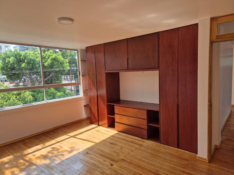 Colima, Cuauhtémoc, Ciudad de México, 06700, Mexico, 3 Bedrooms Bedrooms, ,2 BathroomsBathrooms,Residential,For Sale,Colima,1615514
