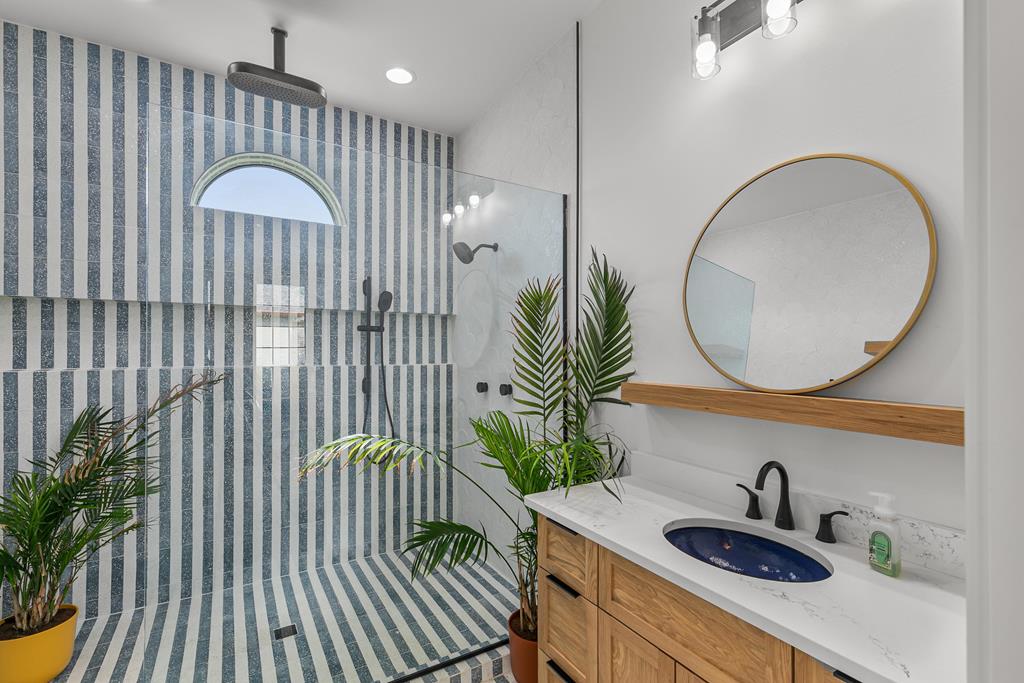 Newton, Alabama, 36352, United States, 4 Bedrooms Bedrooms, ,3 BathroomsBathrooms,Residential,For Sale,1989704