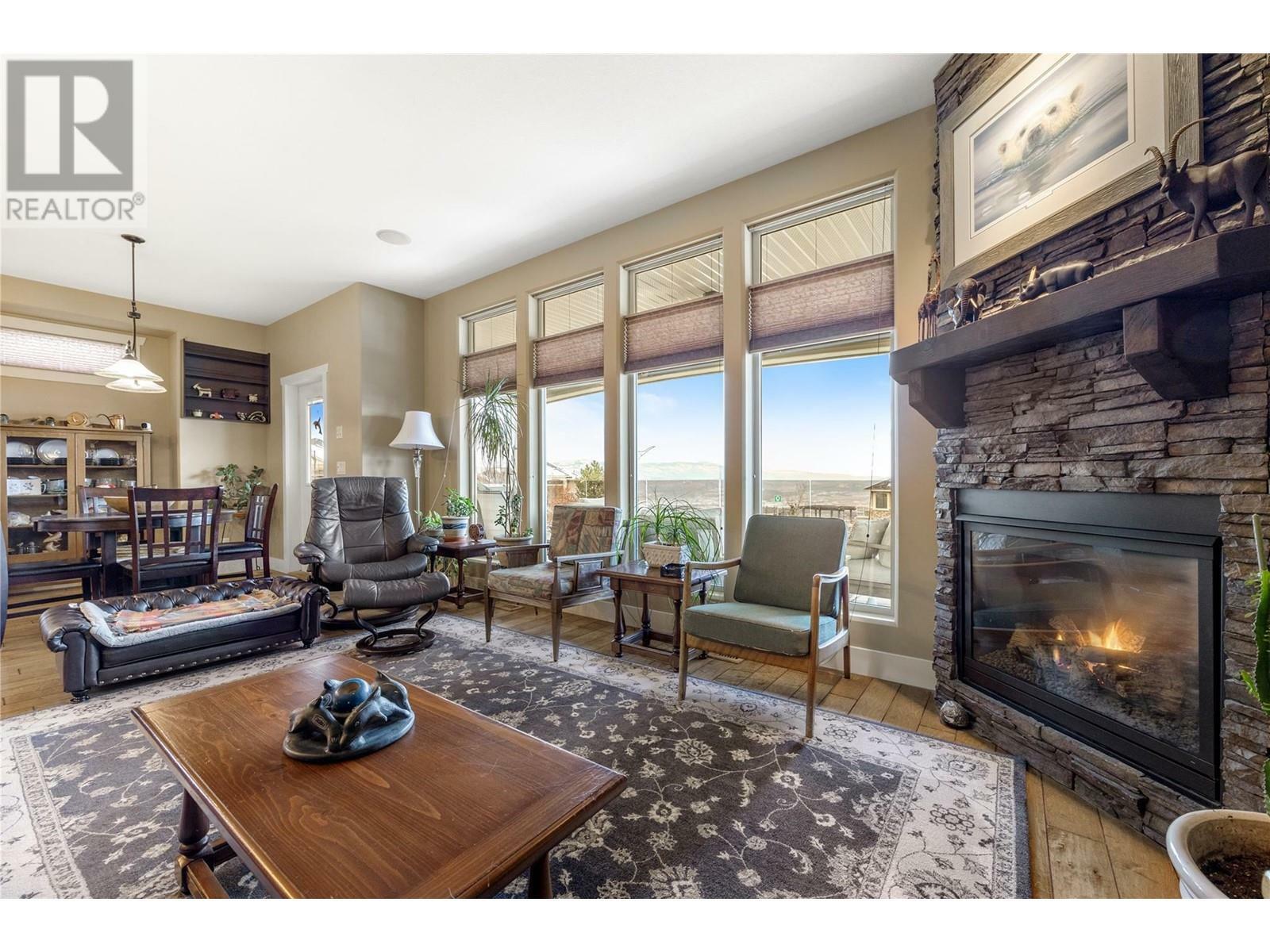 KELOWNA, British Columbia, V1P 1R7, CA, 5 Bedrooms Bedrooms, ,3 BathroomsBathrooms,Residential,For Sale,1837327