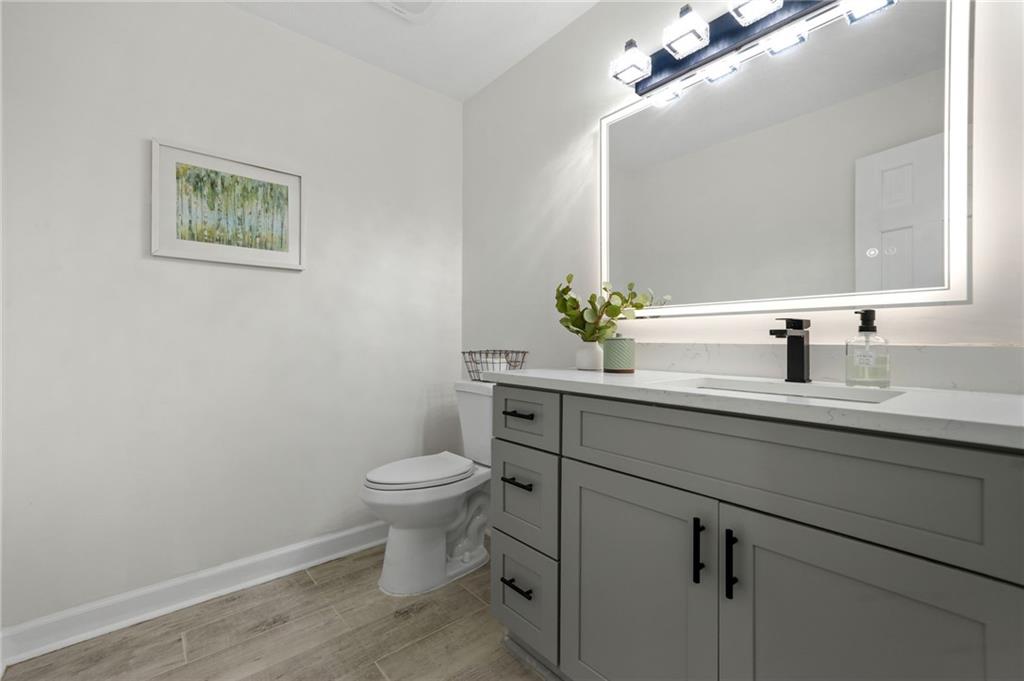 Snellville, Georgia, 30039, United States, 5 Bedrooms Bedrooms, ,4 BathroomsBathrooms,Residential,For Sale,1993862