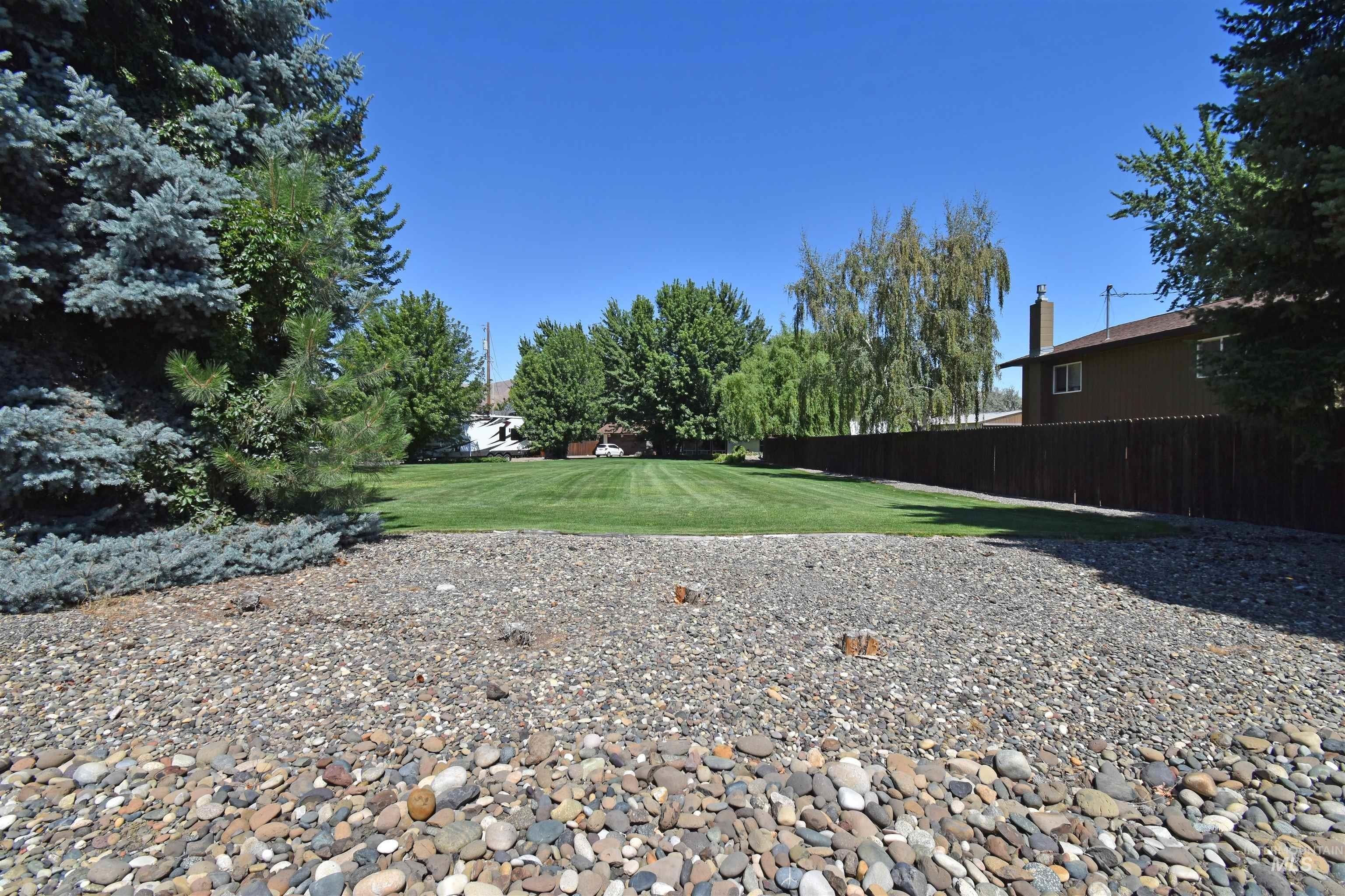 Clarkston, Washington, 99403, United States, 3 Bedrooms Bedrooms, ,2 BathroomsBathrooms,Residential,For Sale,1922851