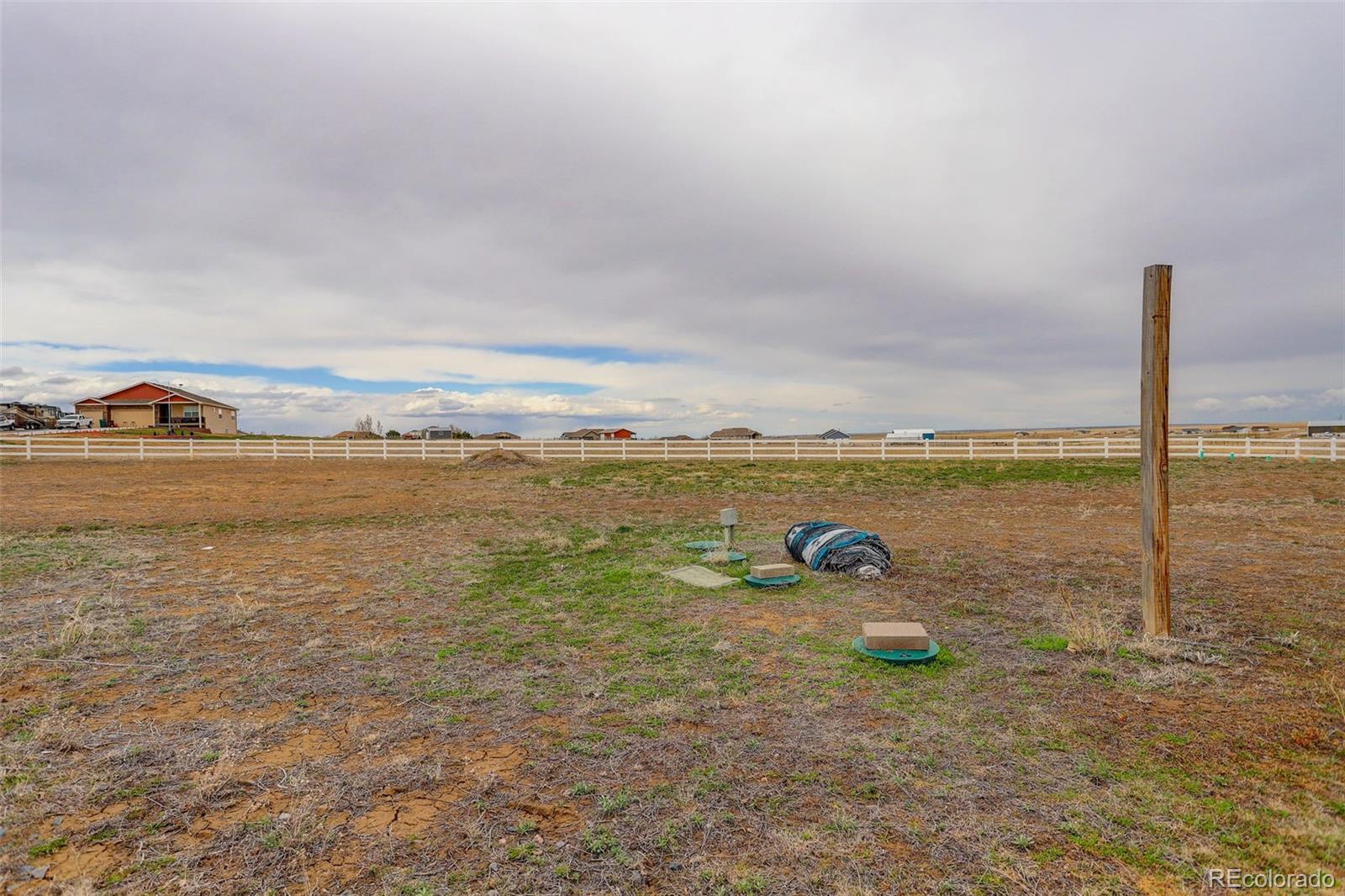 Keenesburg, Colorado, 80643, United States, 4 Bedrooms Bedrooms, ,4 BathroomsBathrooms,Residential,For Sale,1759210