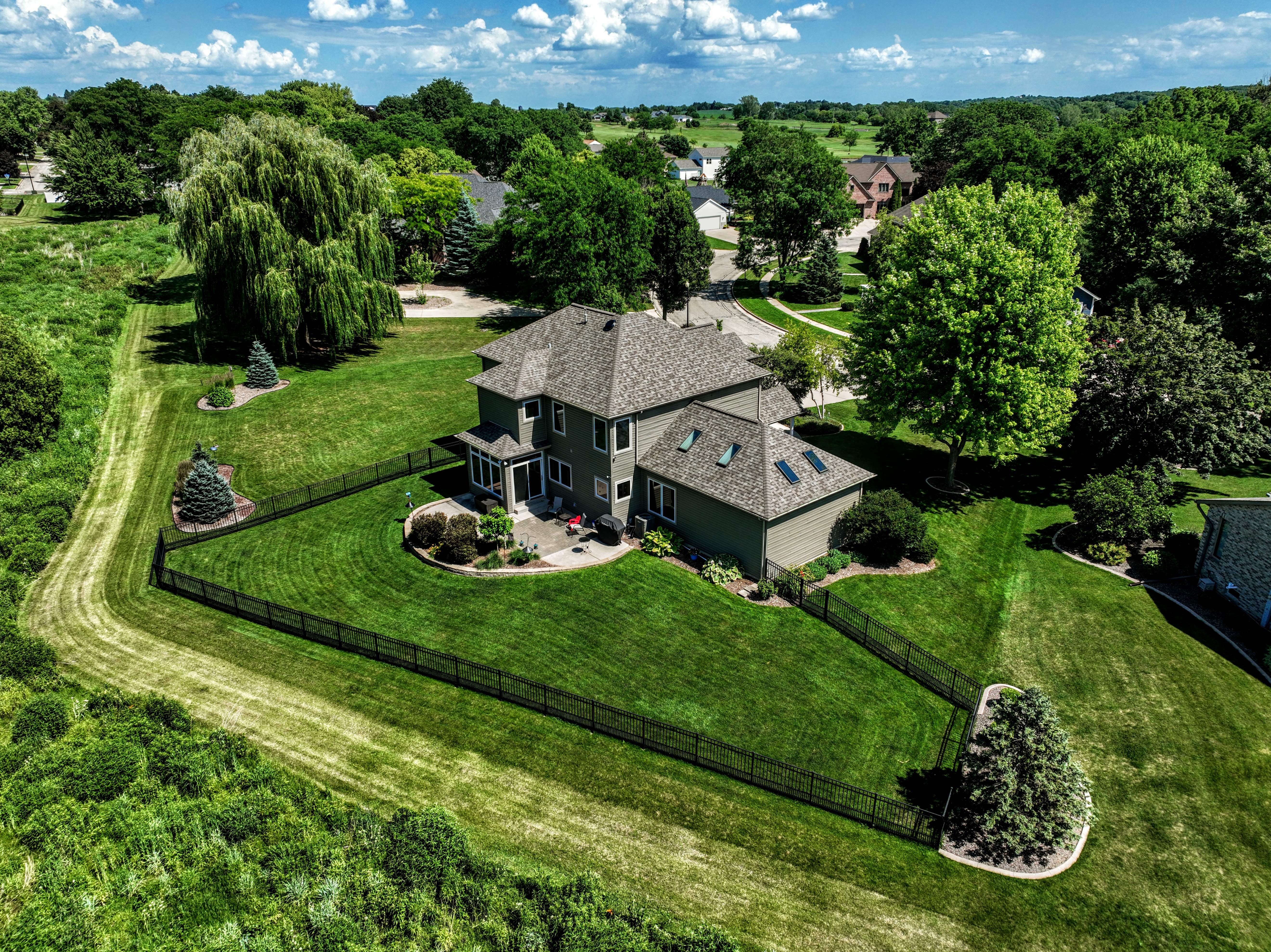 Jefferson, Wisconsin, 53549, United States, 4 Bedrooms Bedrooms, ,4 BathroomsBathrooms,Residential,For Sale,1984363