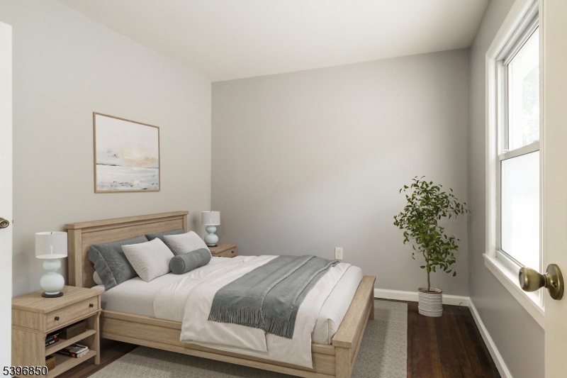 Linden City, New Jersey, 07036, United States, 3 Bedrooms Bedrooms, ,2 BathroomsBathrooms,Residential,For Sale,1991608