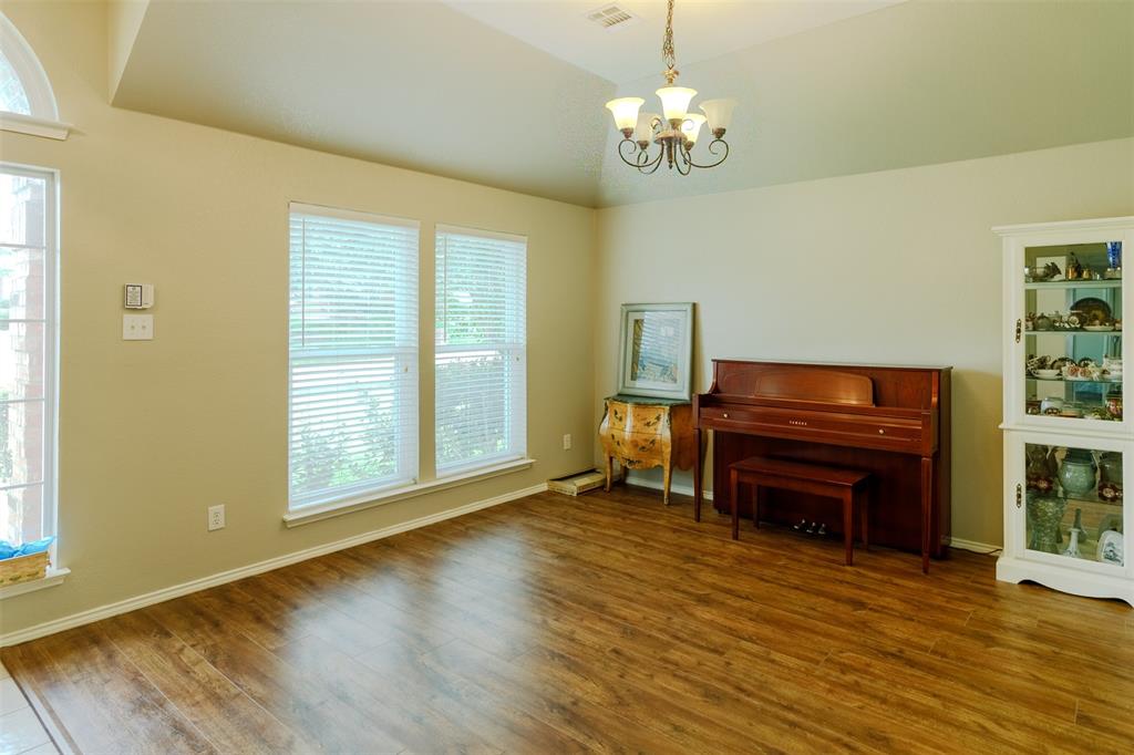 Plano, Texas, 75025, United States, 3 Bedrooms Bedrooms, ,2 BathroomsBathrooms,Residential,For Sale,2008161