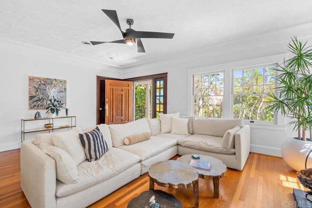 San Diego, California, 92104, United States, 3 Bedrooms Bedrooms, ,2 BathroomsBathrooms,Residential,For Sale,1950741