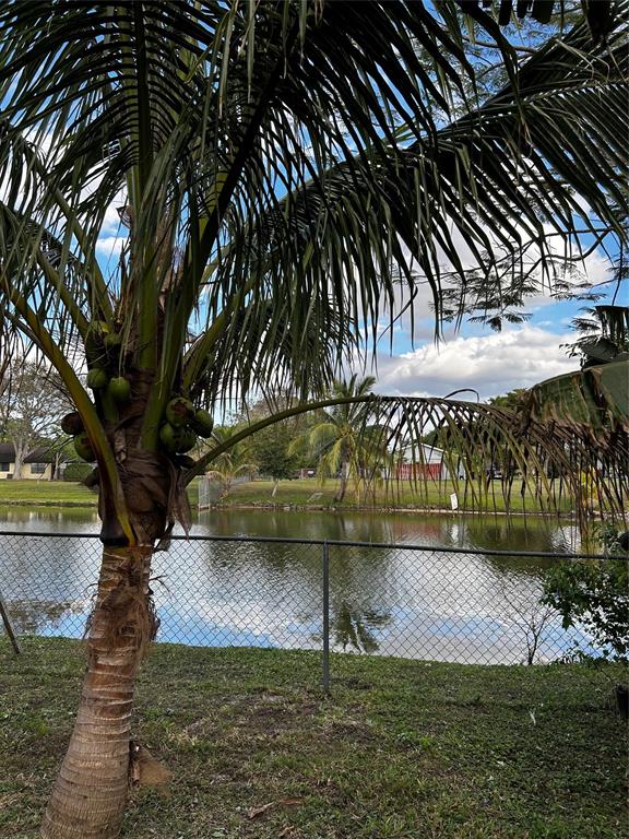 Royal Palm Beach, Florida, 33411, United States, 3 Bedrooms Bedrooms, ,2 BathroomsBathrooms,Residential,For Sale,1743350