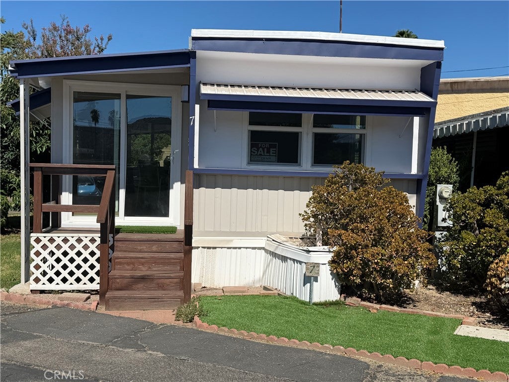Cochran St, Simi Valley, CA 93063