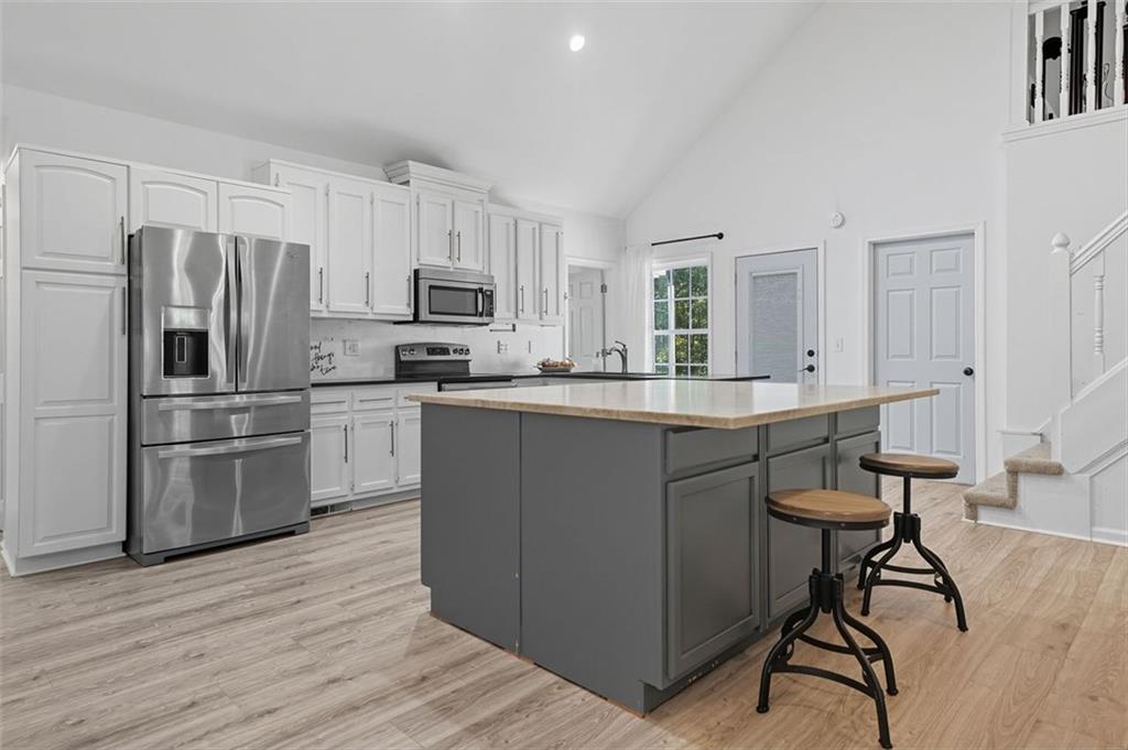 Douglasville, Georgia, 30135, United States, 3 Bedrooms Bedrooms, ,2 BathroomsBathrooms,Residential,For Sale,1947775