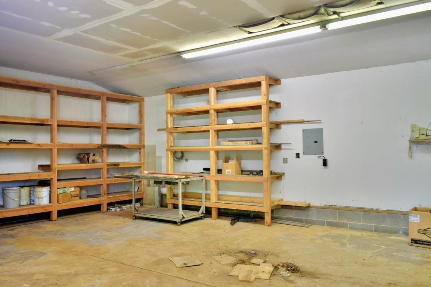 Cave Junction, Oregon, 97523, United States, 3 Bedrooms Bedrooms, ,3 BathroomsBathrooms,Residential,For Sale,1975674