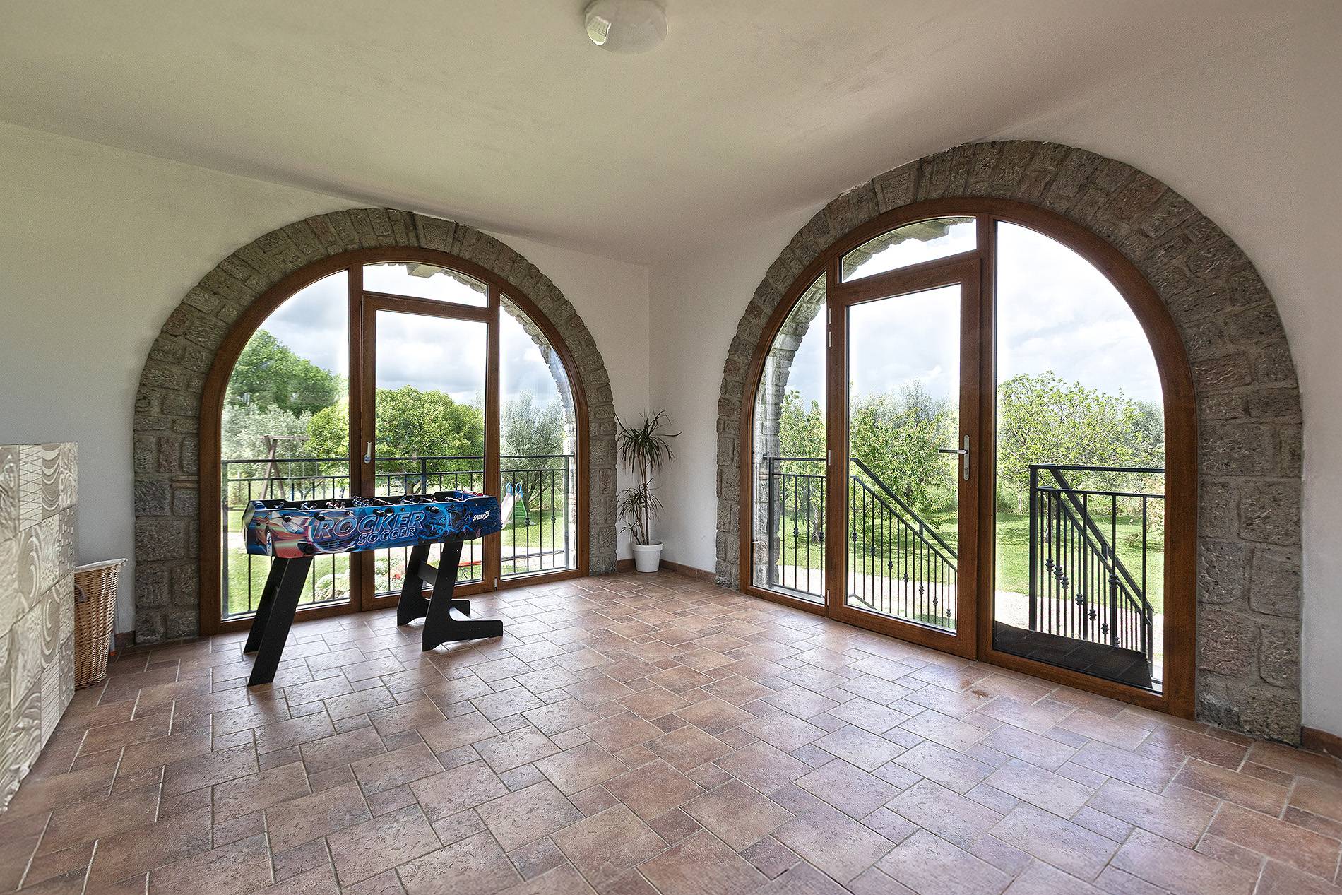 Viterbo, Viterbo, 01100, IT, 6 Bedrooms Bedrooms, ,4 BathroomsBathrooms,Residential,For Sale,1829158