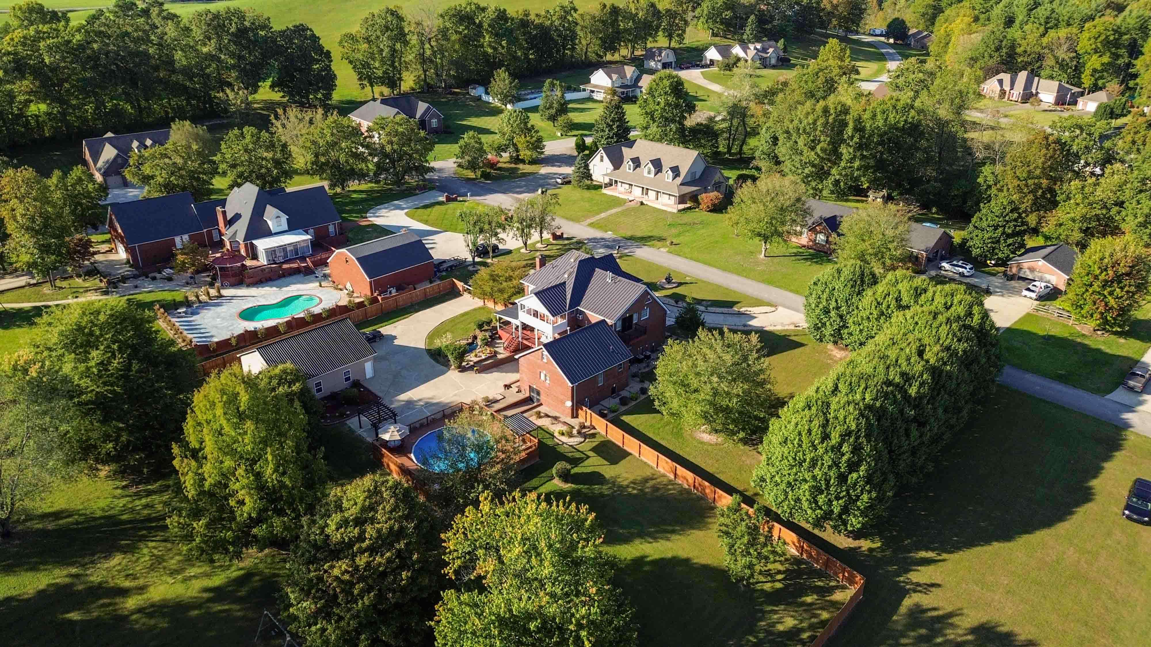 Corbin, Kentucky, 40701, United States, 10 Bedrooms Bedrooms, ,10 BathroomsBathrooms,Residential,For Sale,2045209