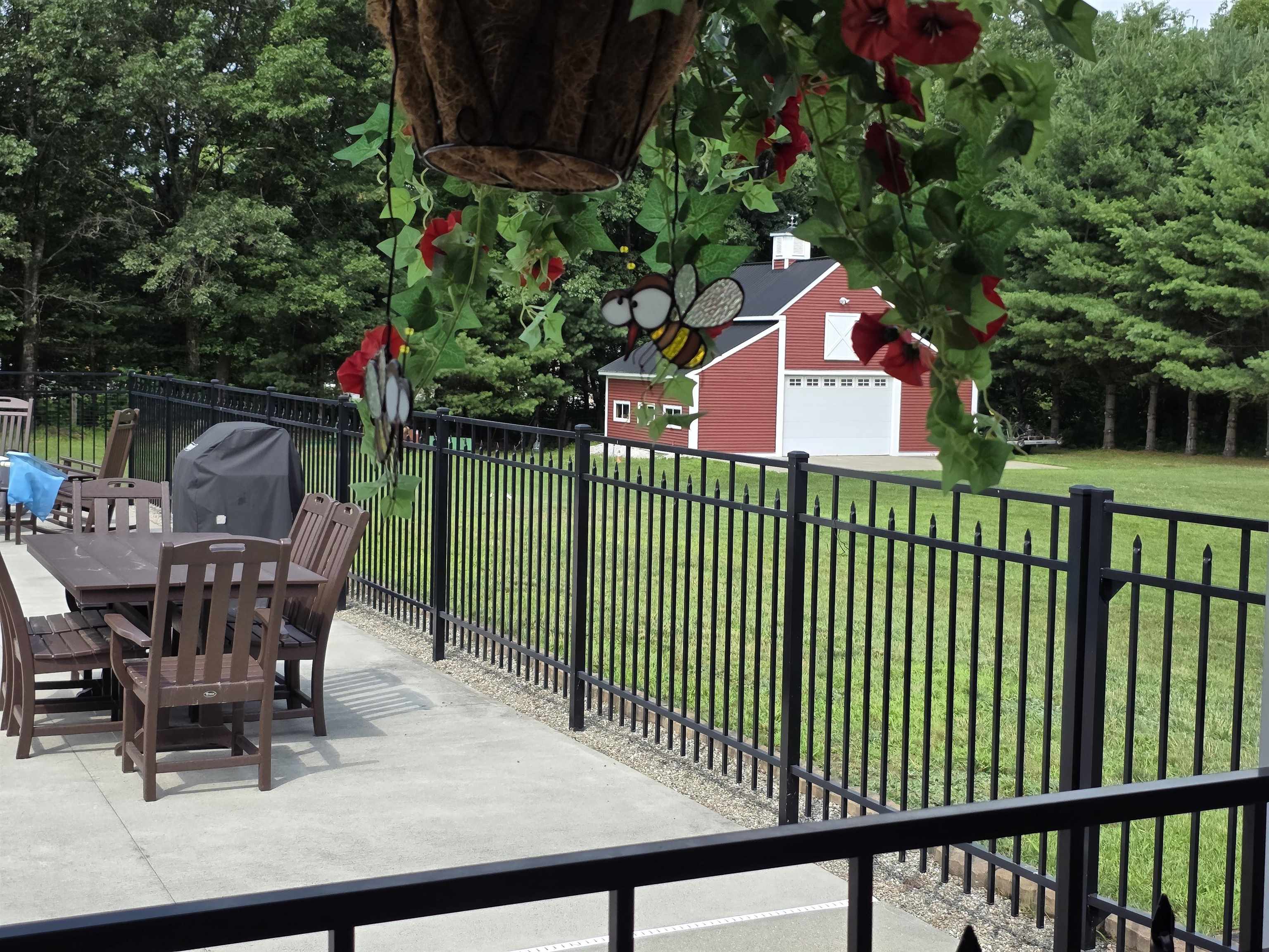 Colchester, Vermont, 05446, United States, 4 Bedrooms Bedrooms, ,3 BathroomsBathrooms,Residential,For Sale,1895144