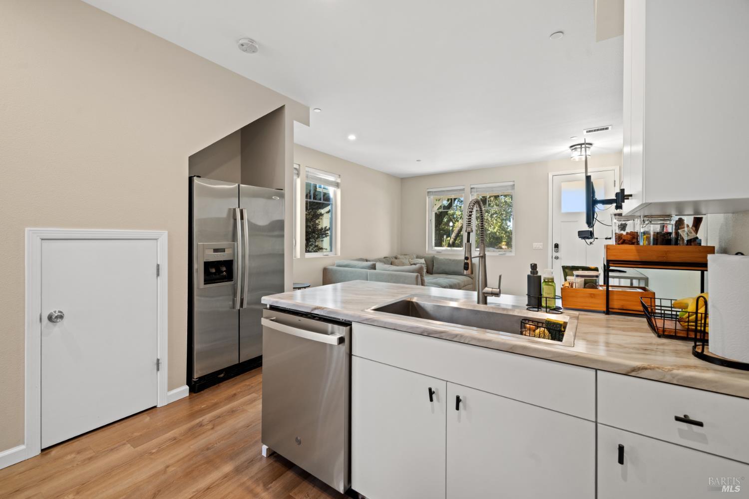 Santa Rosa, California, 95407, United States, 3 Bedrooms Bedrooms, ,3 BathroomsBathrooms,Residential,For Sale,1947152