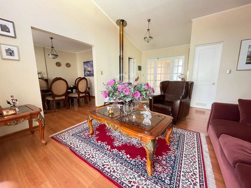 Calama, Chile, 5 Bedrooms Bedrooms, ,5 BathroomsBathrooms,Residential,For Sale,1895966