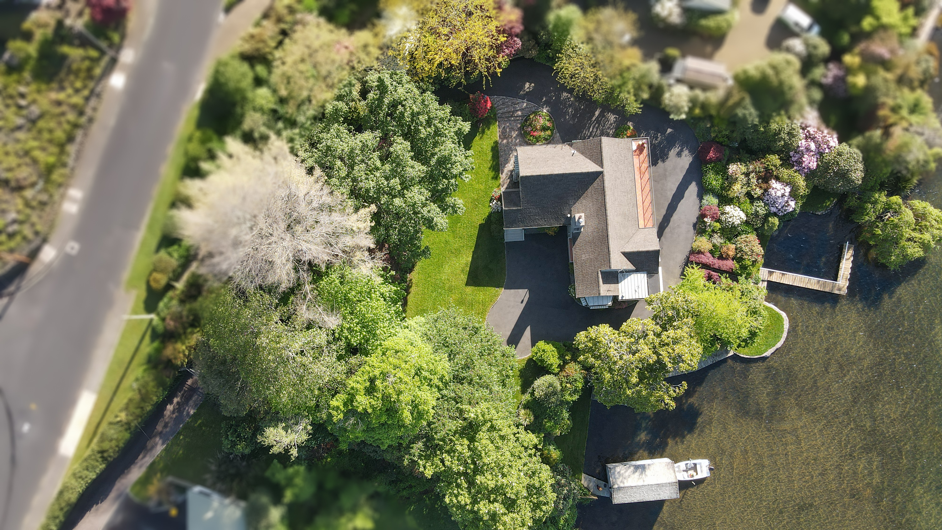 Timeless Lakeside Living at Kawaha Point - 物件實景