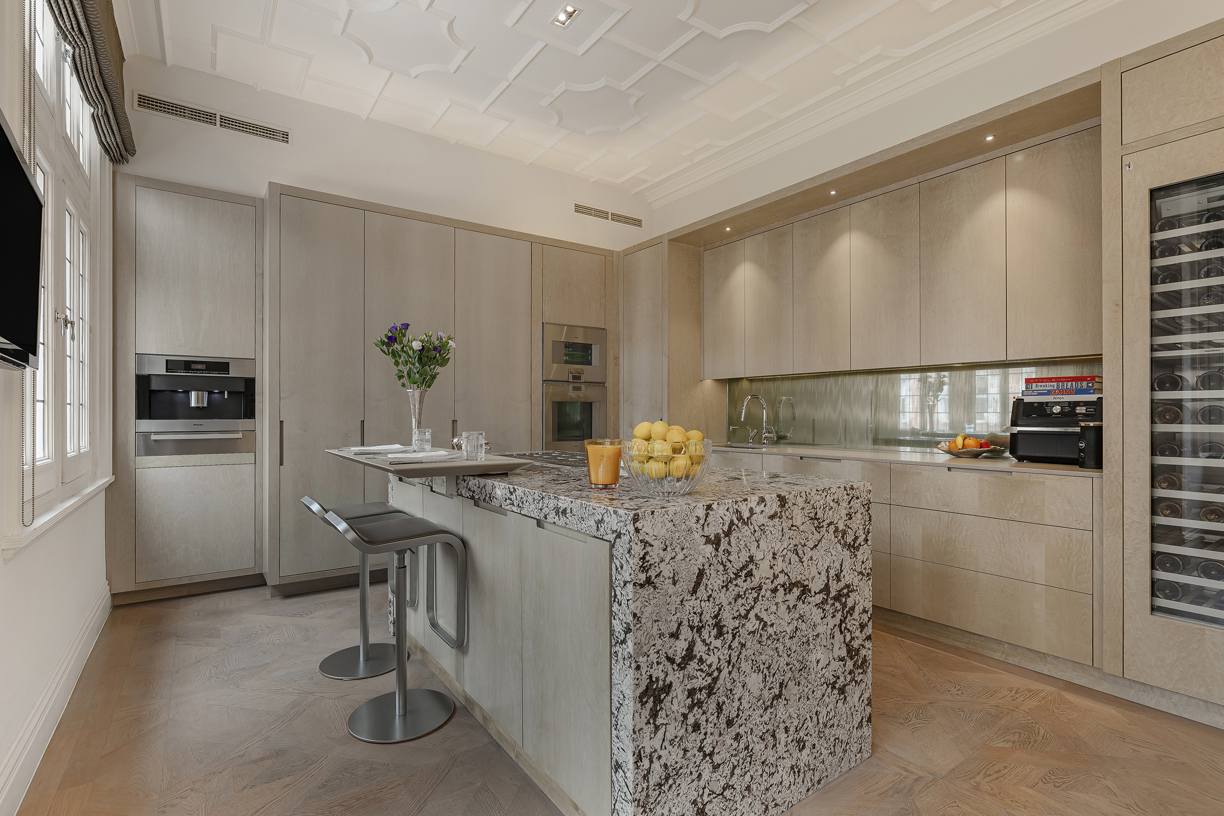  A Grand Mayfair Apartment Overlooking Mount Street Gardens - 物件實景